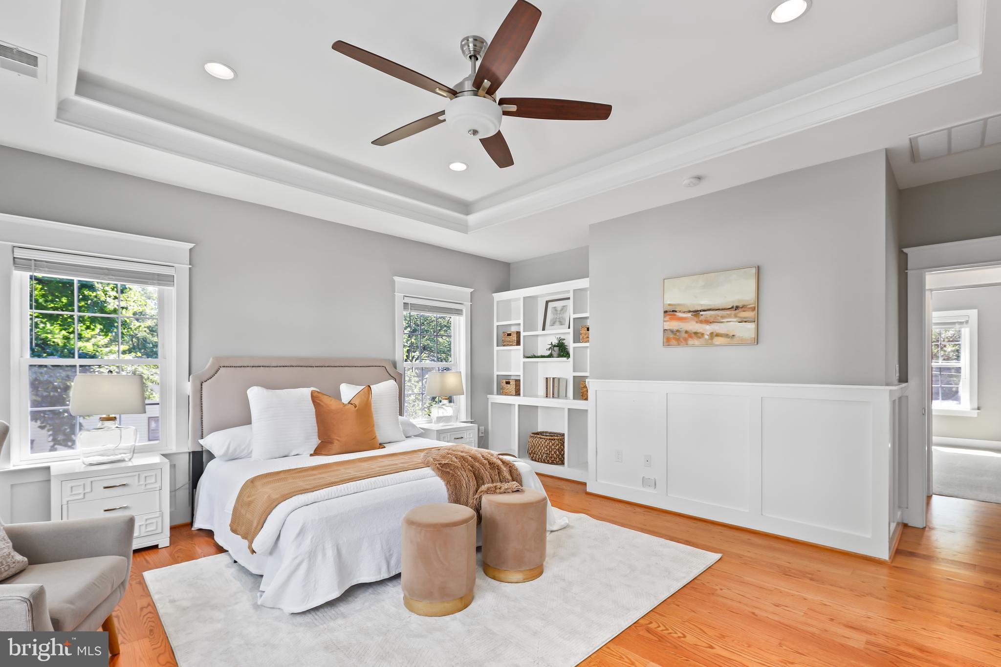 VIENNA WOODS - Residential