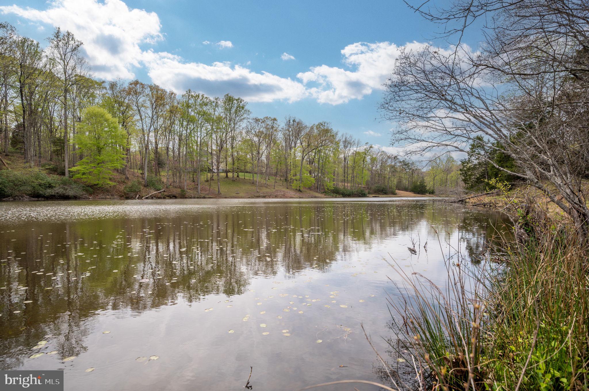 HARTLAKE ESTATES - Residential