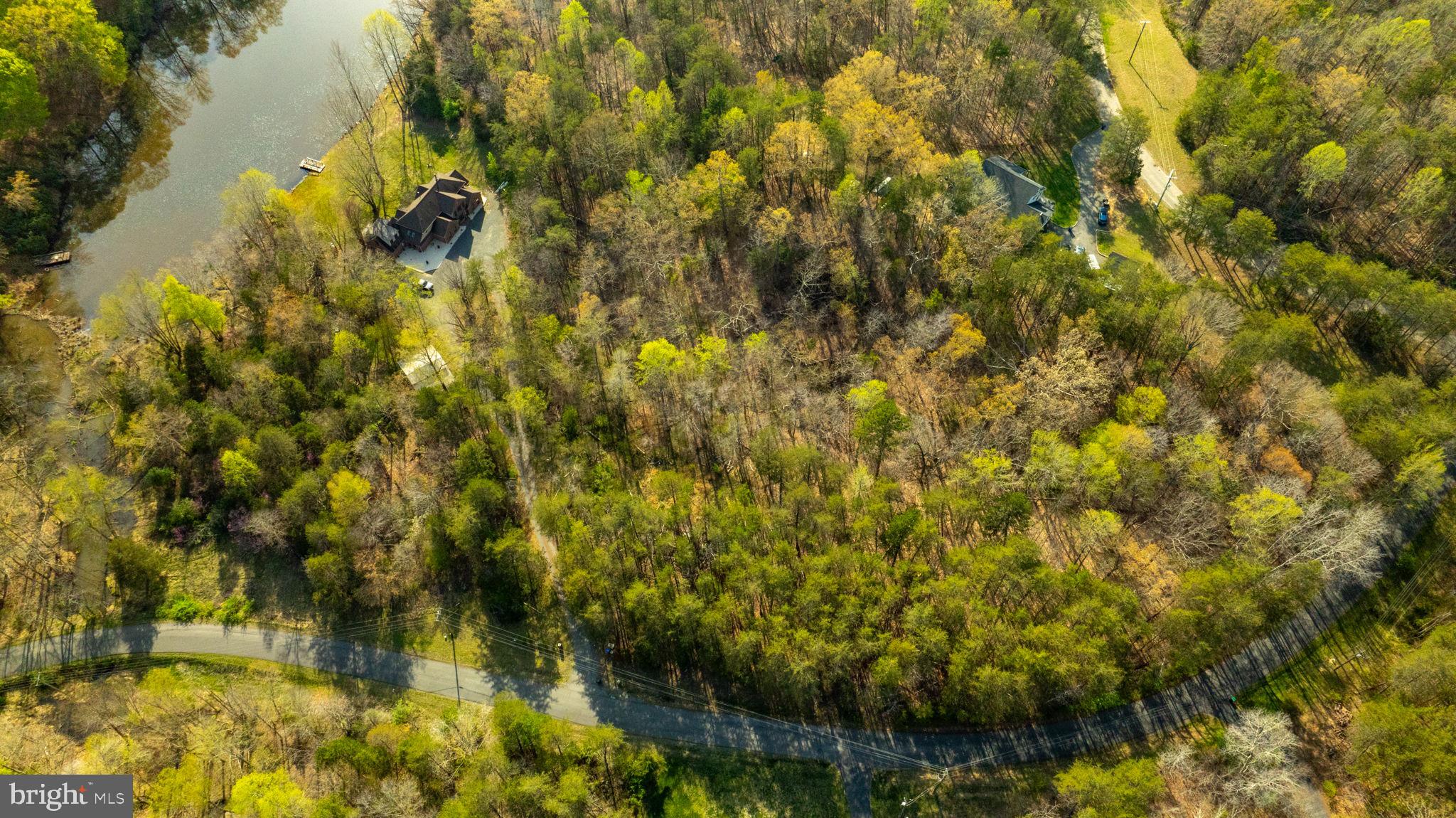 HARTLAKE ESTATES - Residential