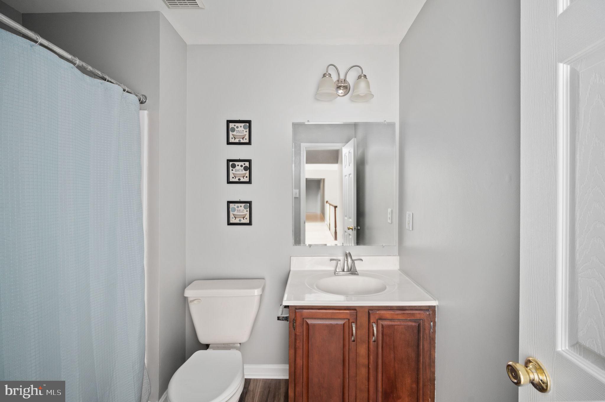 HARTLAKE ESTATES - Residential