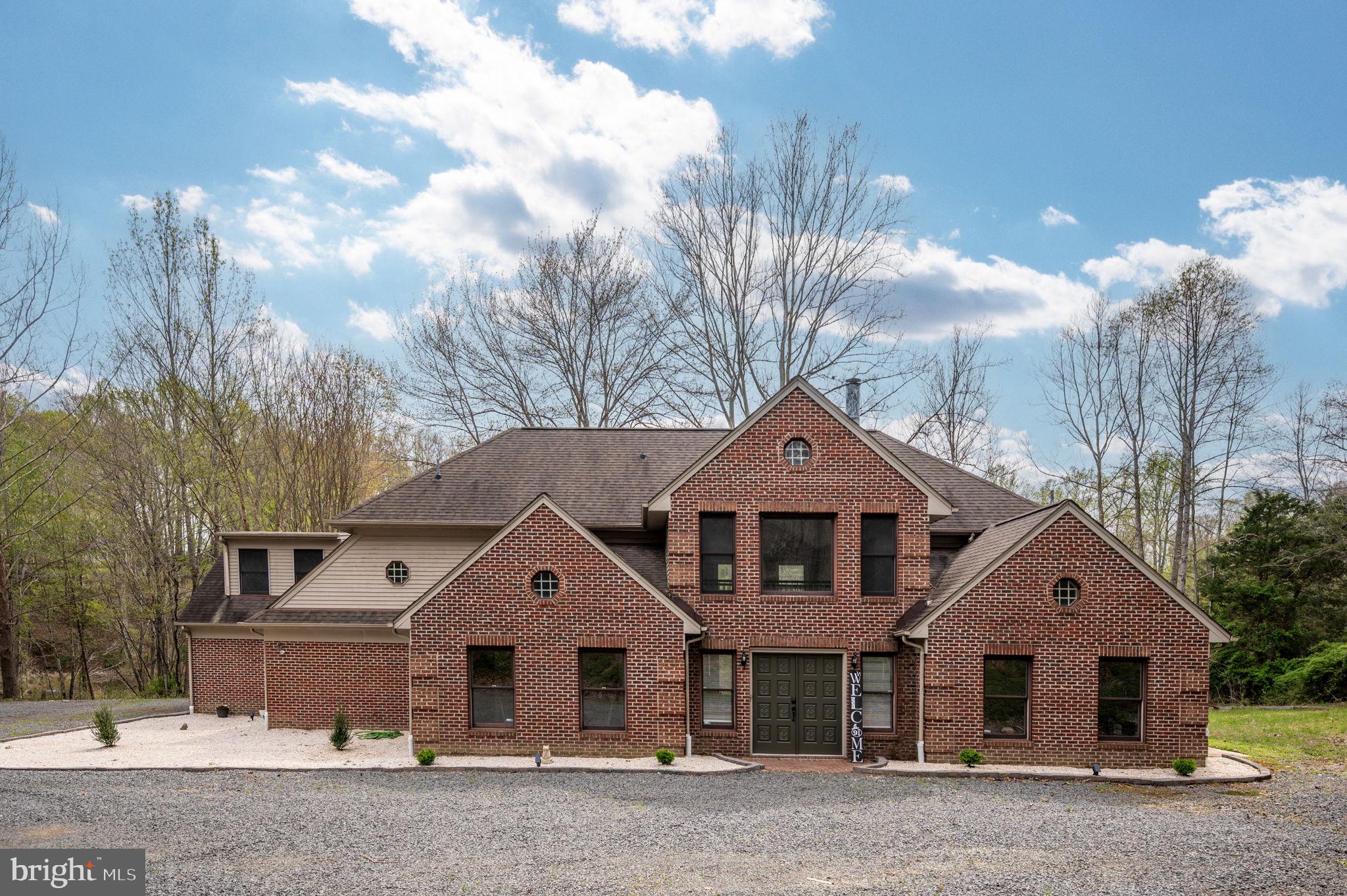 HARTLAKE ESTATES - Residential