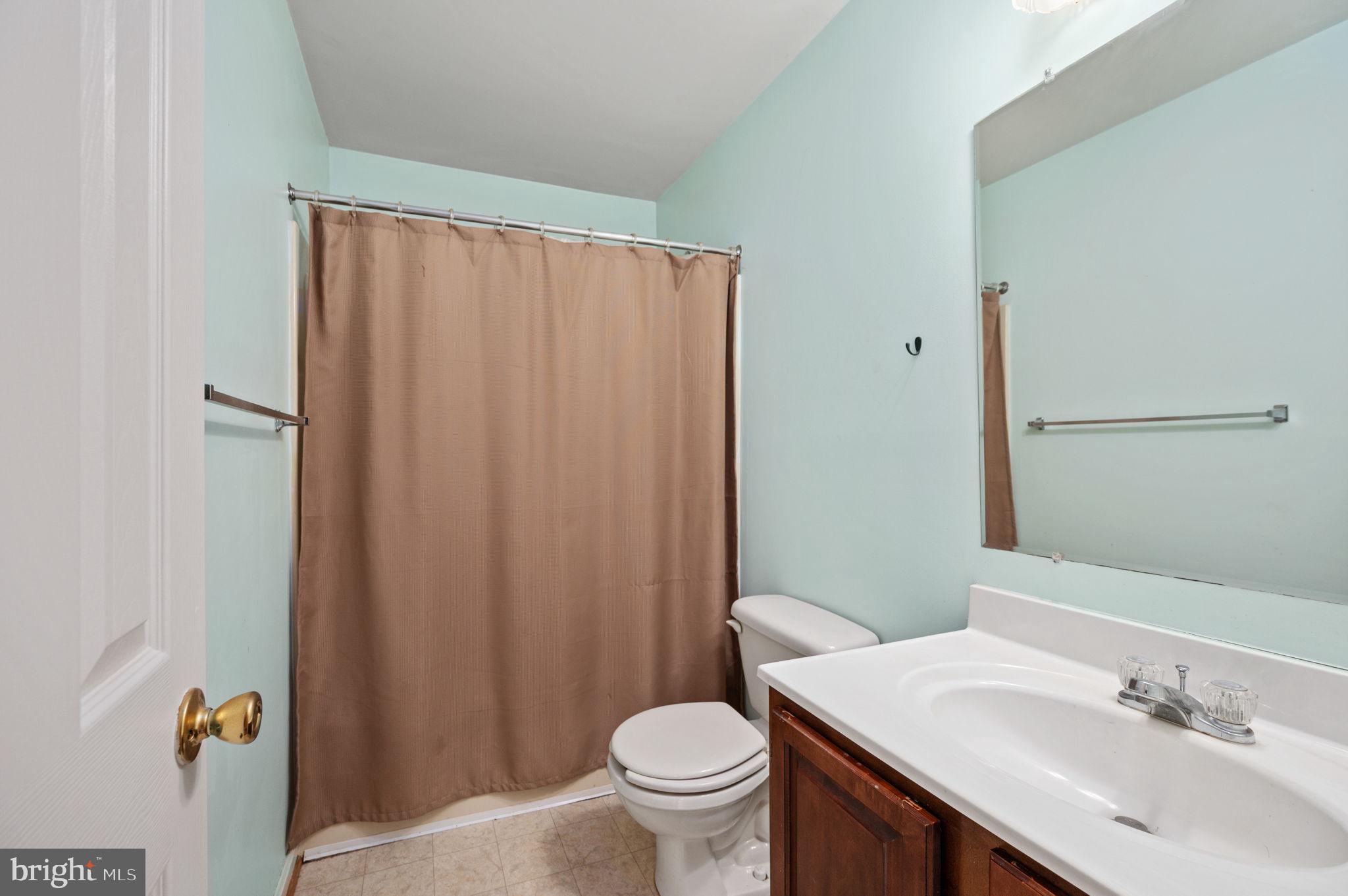 HARTLAKE ESTATES - Residential