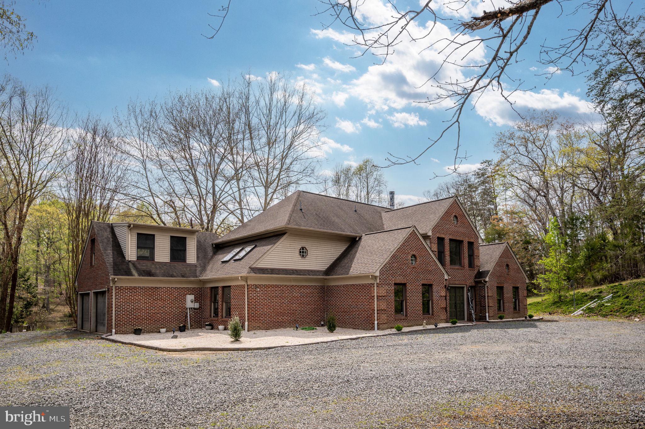 HARTLAKE ESTATES - Residential