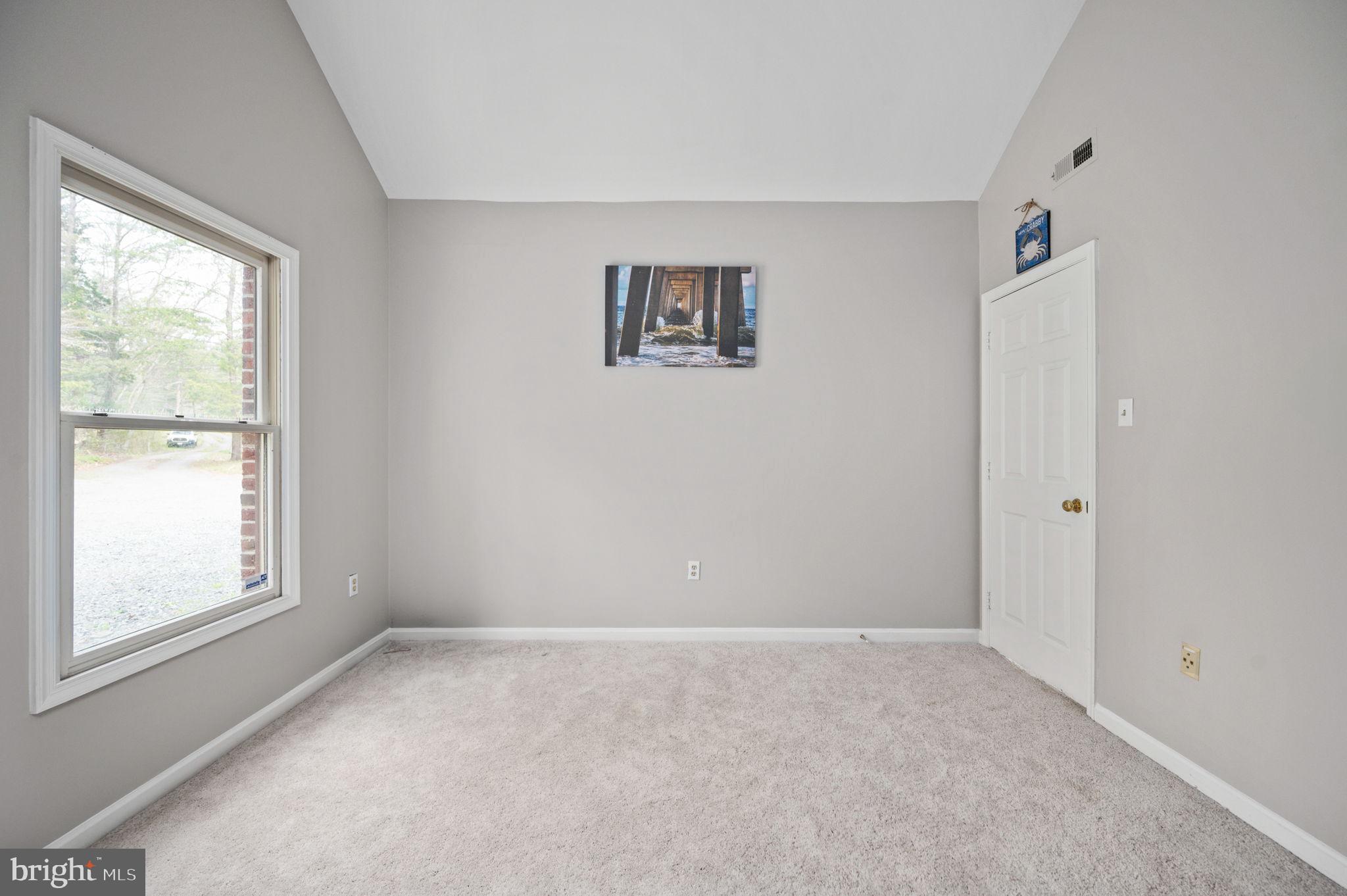 HARTLAKE ESTATES - Residential