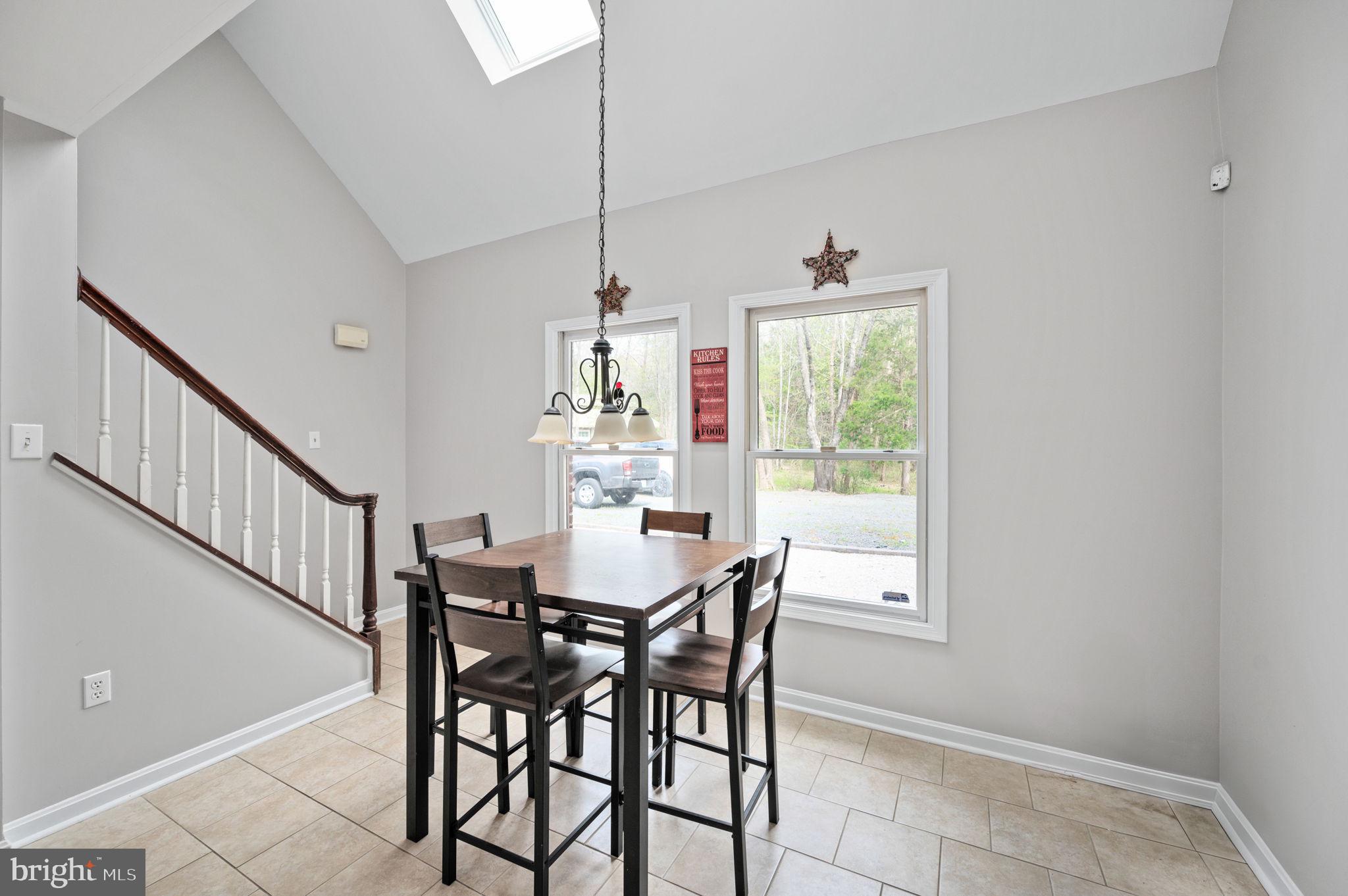 HARTLAKE ESTATES - Residential