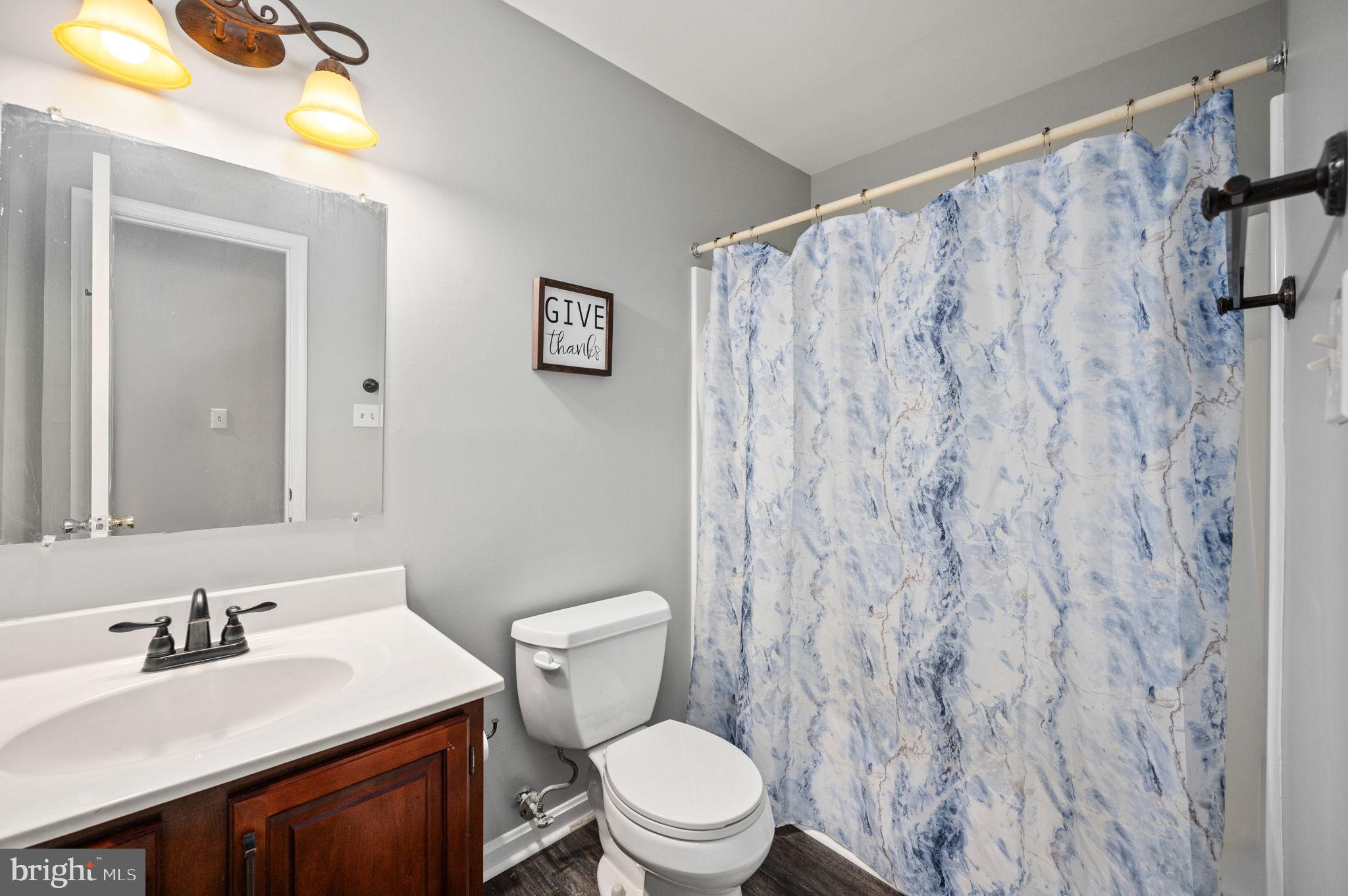 HARTLAKE ESTATES - Residential