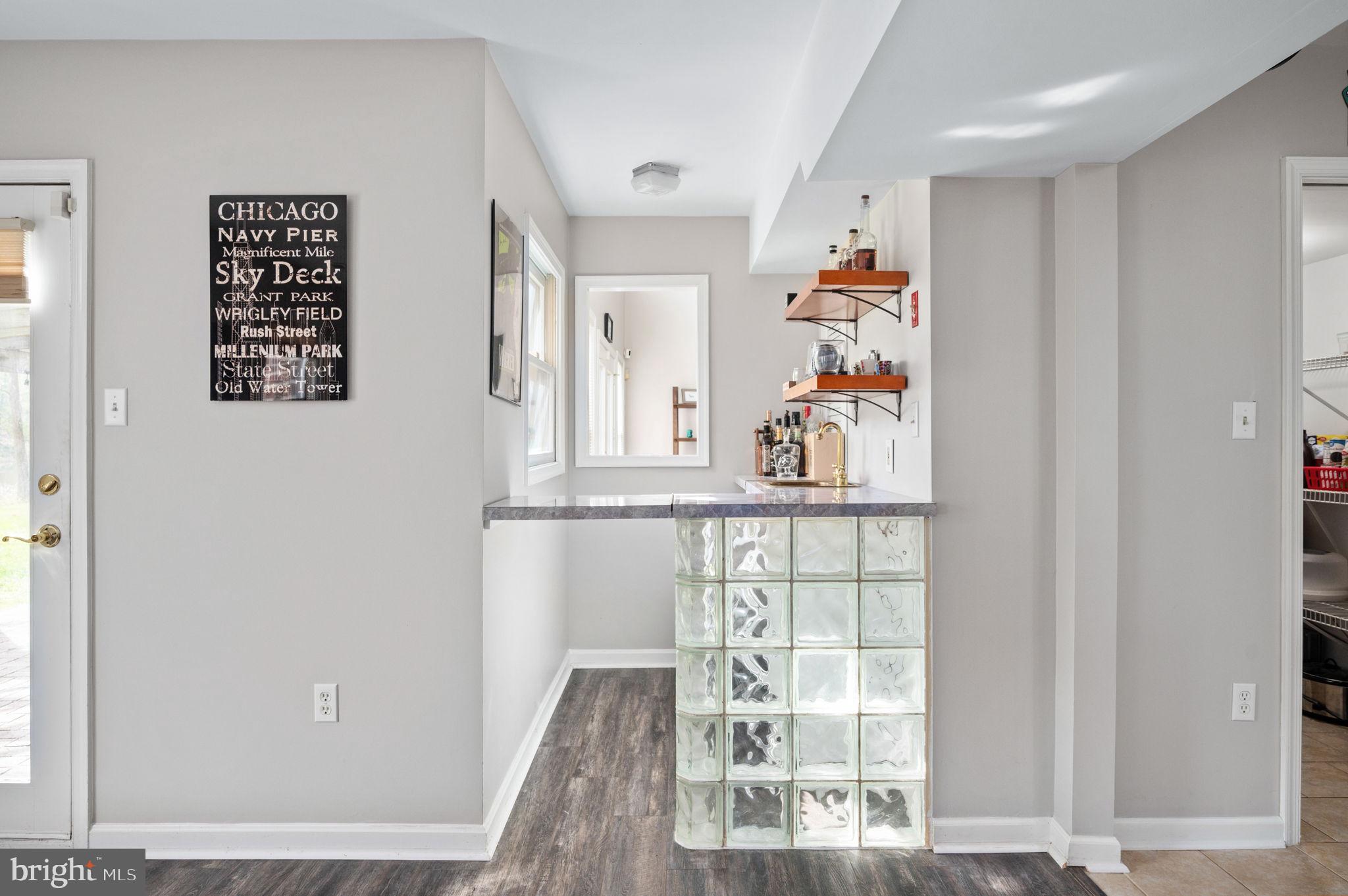 HARTLAKE ESTATES - Residential