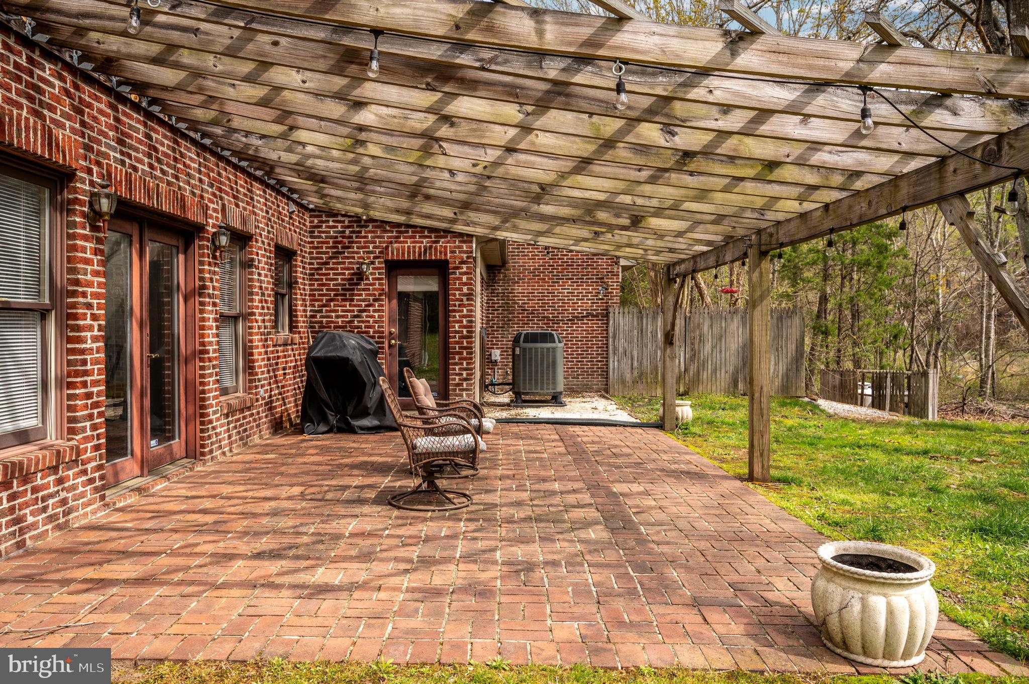 HARTLAKE ESTATES - Residential