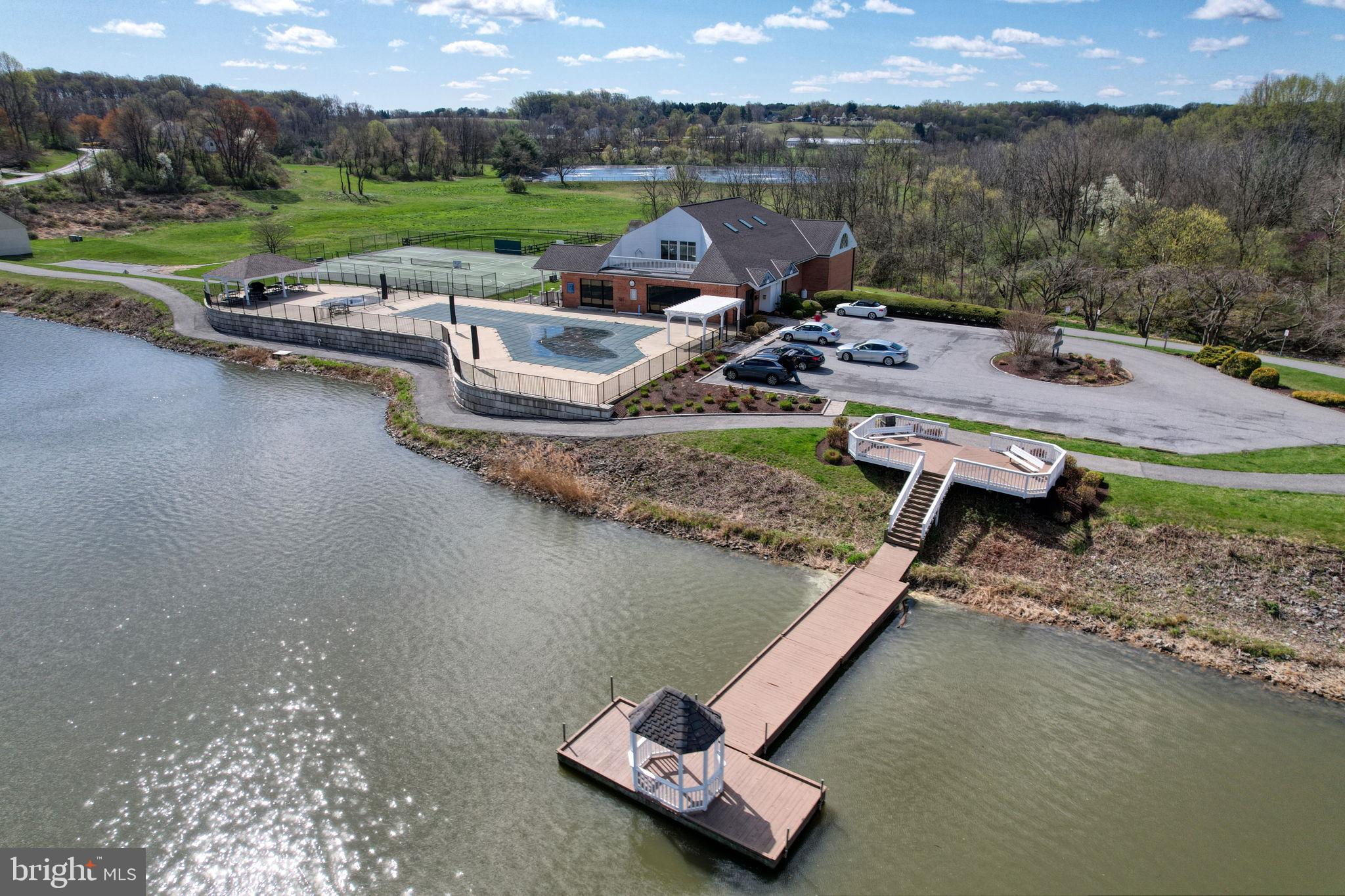 SOMERSET LAKE - Residential