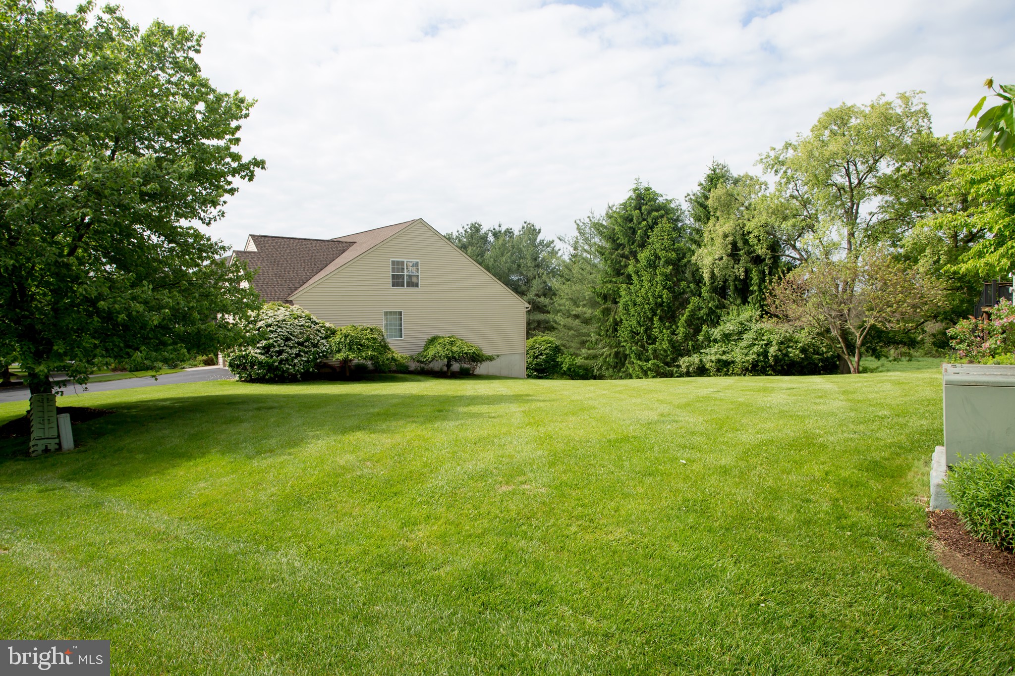 SOMERSET LAKE - Residential