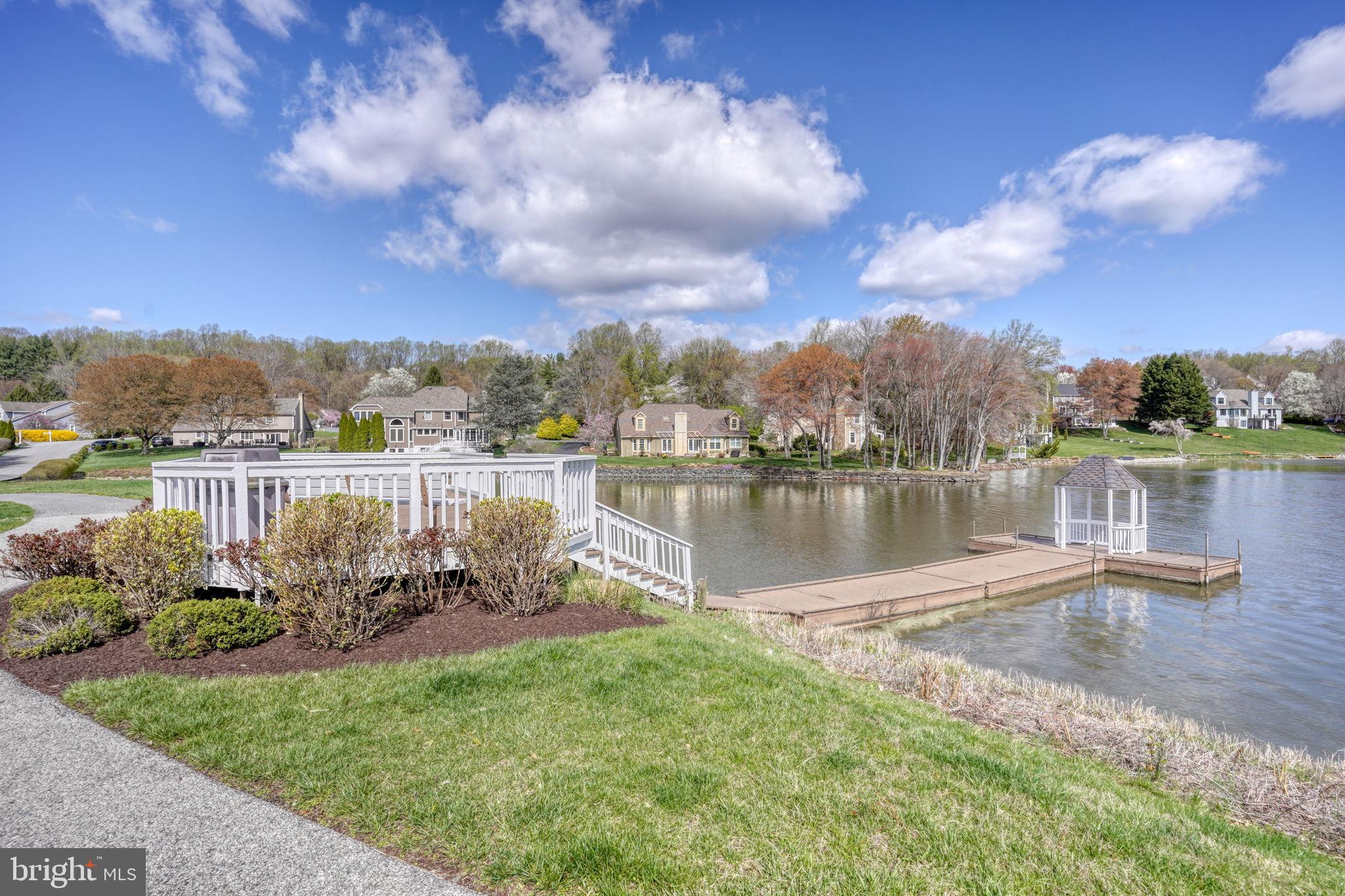 SOMERSET LAKE - Residential