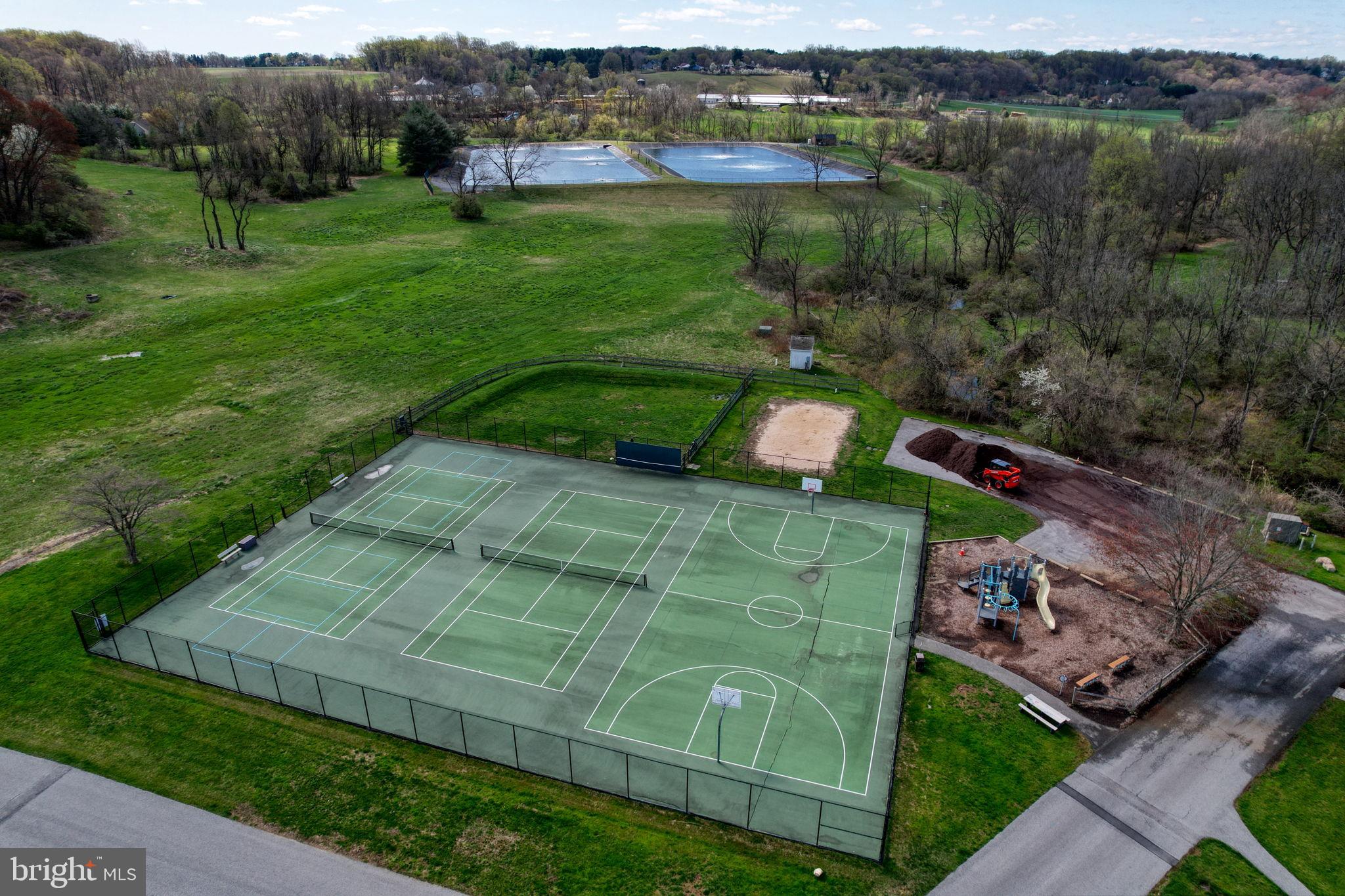 SOMERSET LAKE - Residential