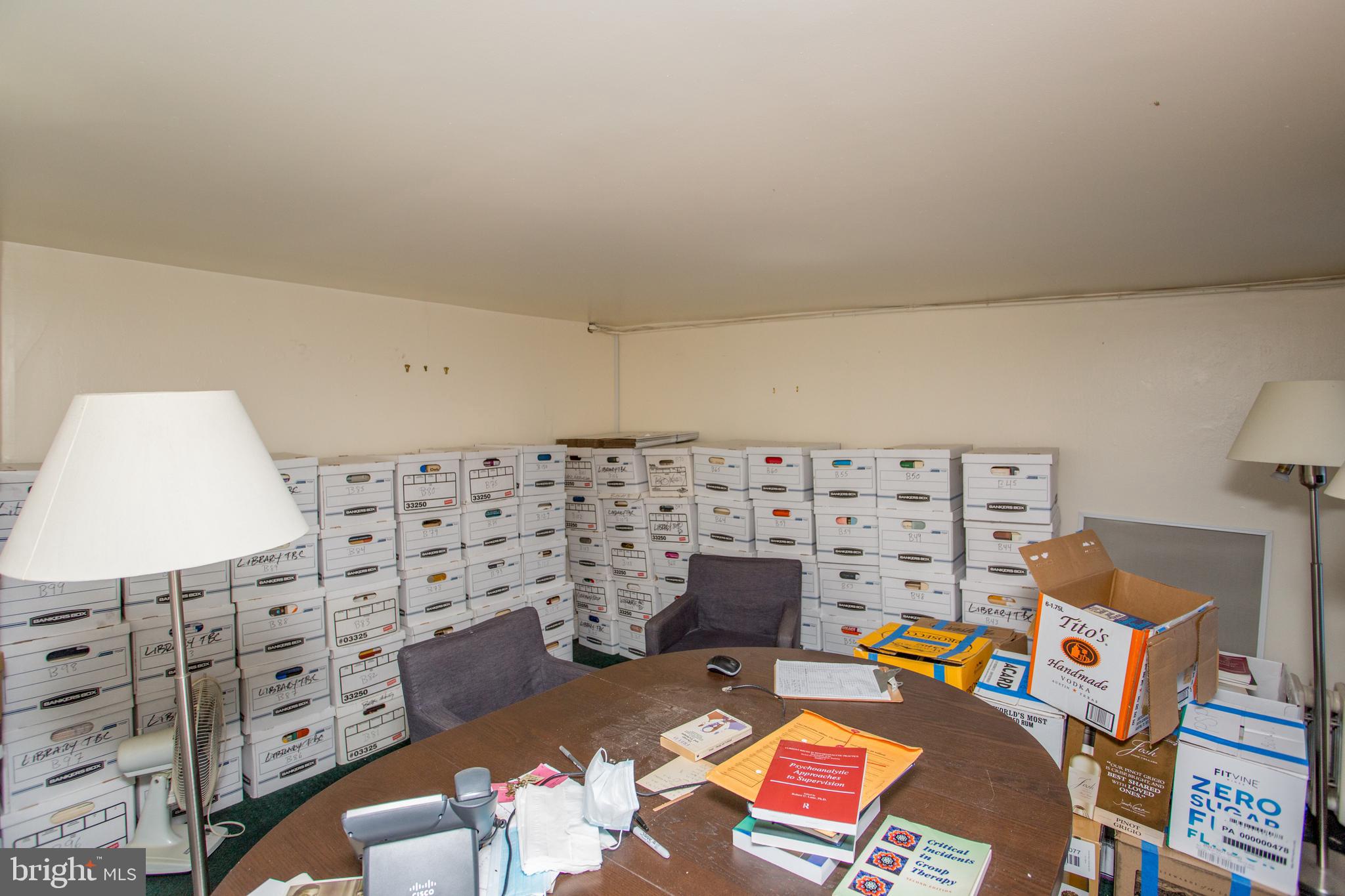 RITTENHOUSE SQUARE - Commercial Sale