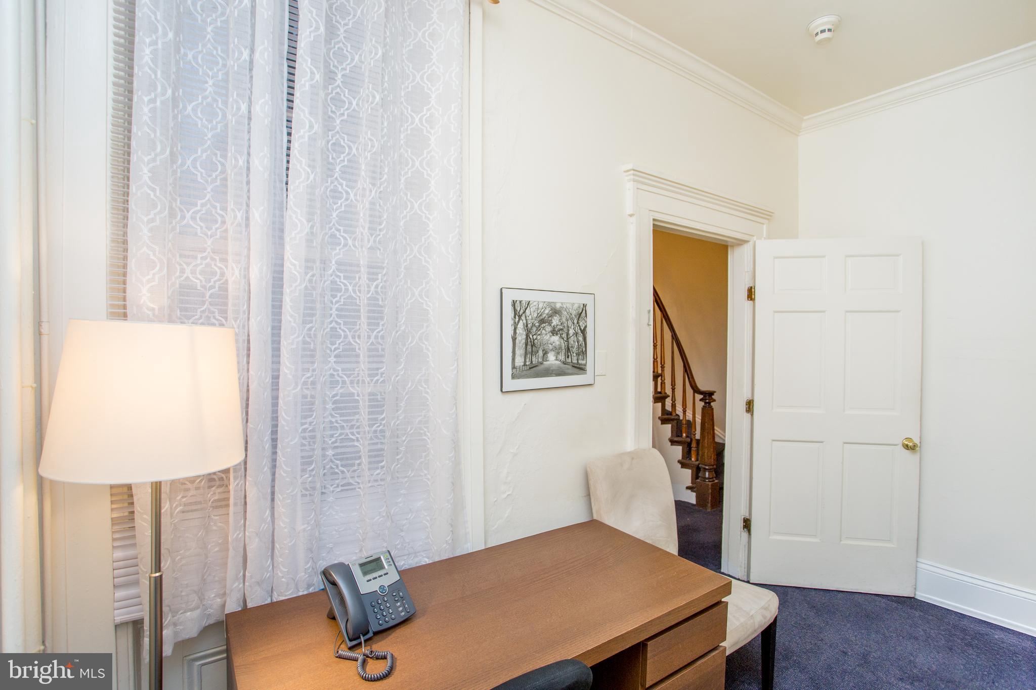 RITTENHOUSE SQUARE - Commercial Sale