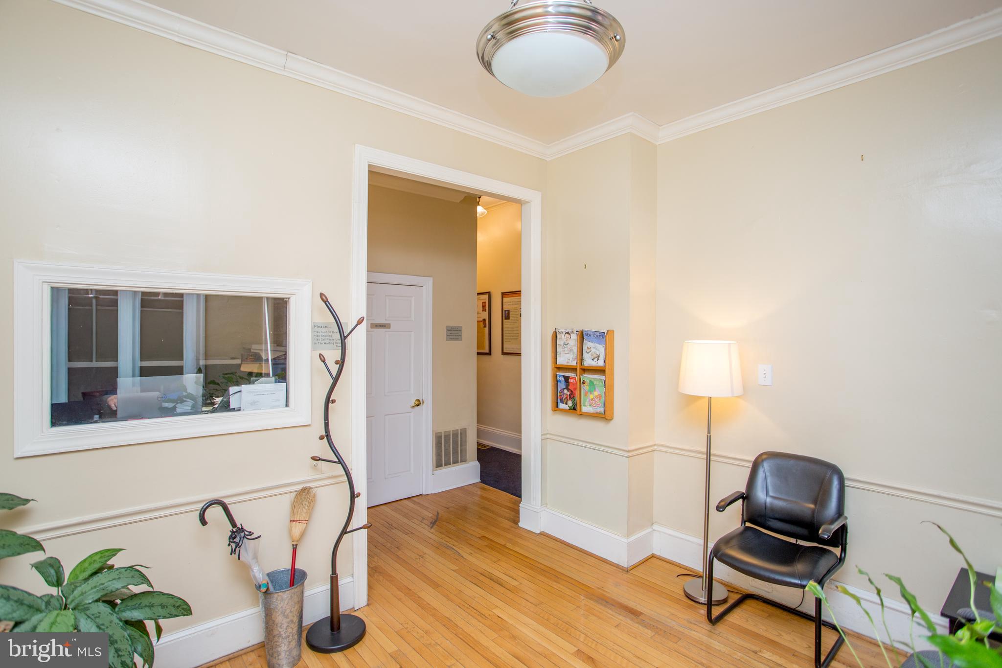 RITTENHOUSE SQUARE - Commercial Sale