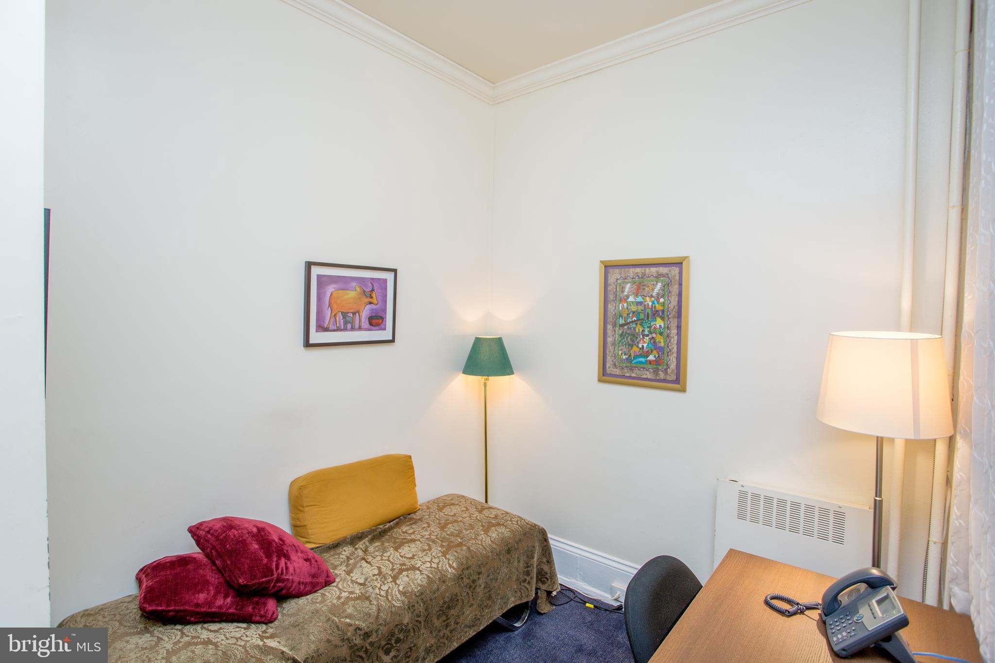 RITTENHOUSE SQUARE - Commercial Sale