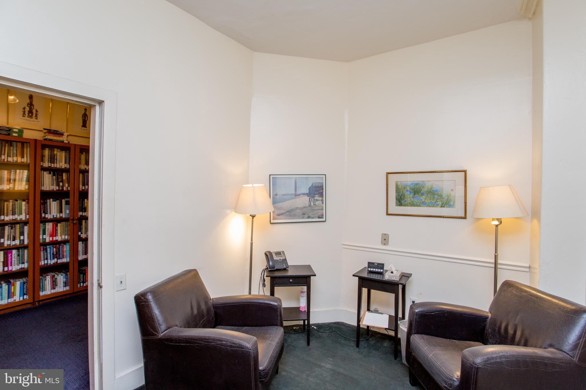 RITTENHOUSE SQUARE - Commercial Sale