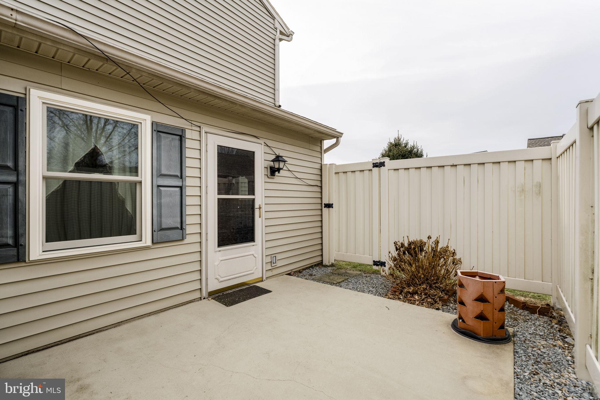 GARDEN FIELDE - Residential