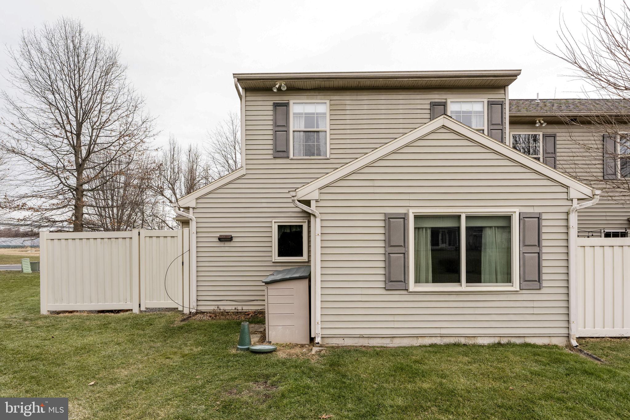 GARDEN FIELDE - Residential