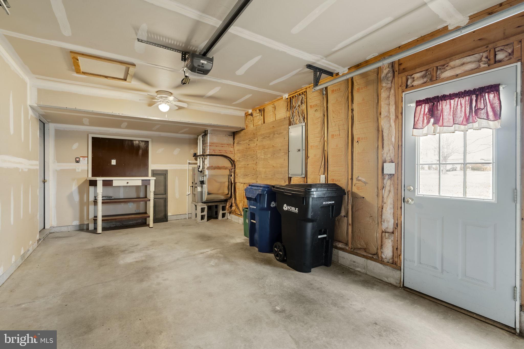 GARDEN FIELDE - Residential