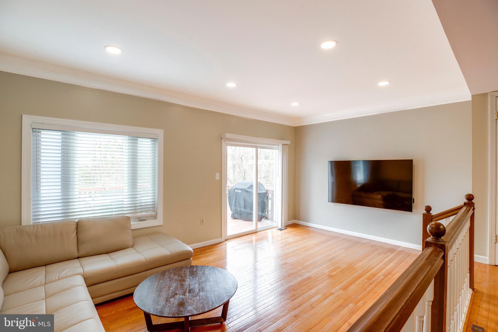 FOXFIELD - Residential Lease