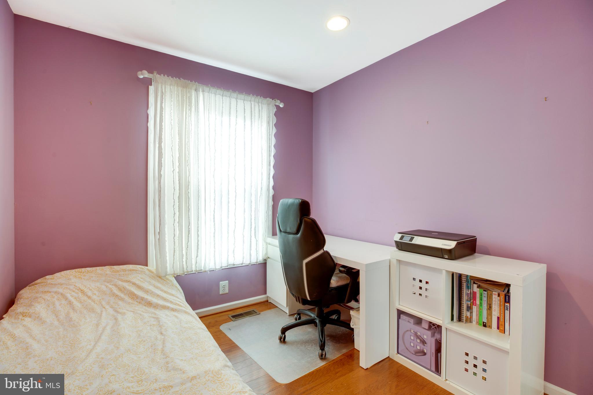 FOXFIELD - Residential Lease