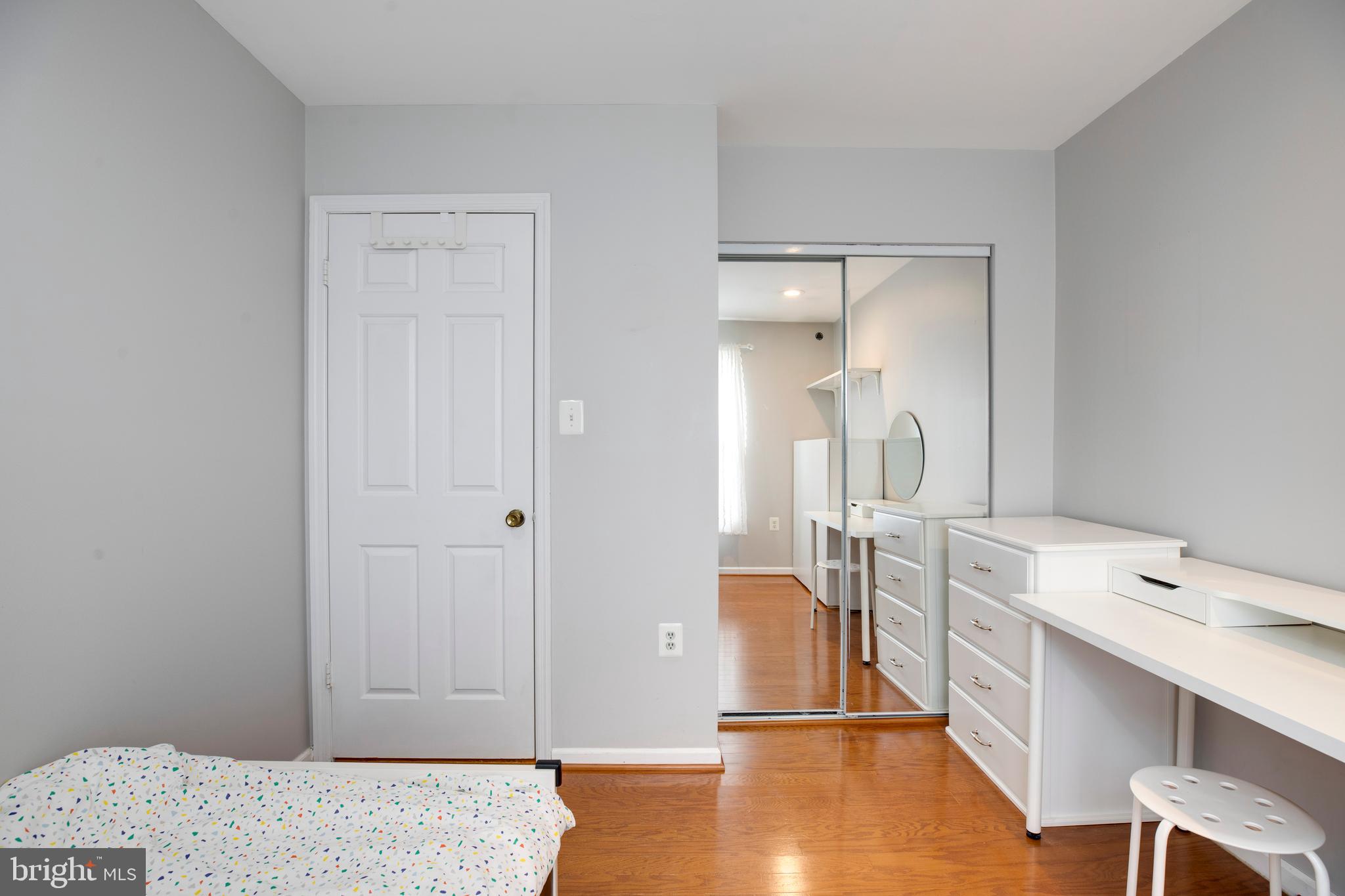 FOXFIELD - Residential Lease