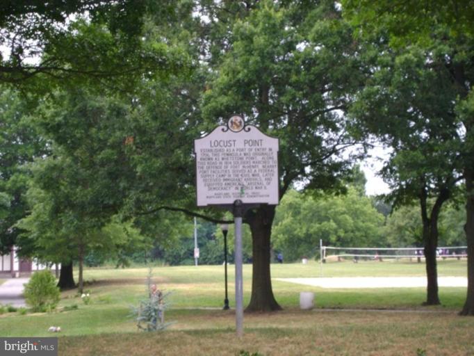 LOCUST POINT - Residential
