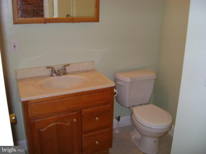 LOCUST POINT - Residential