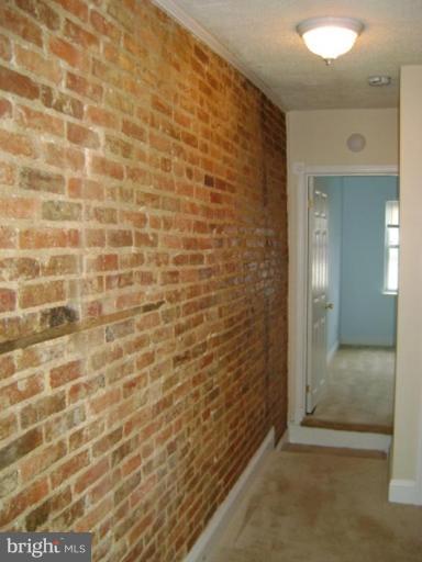 LOCUST POINT - Residential