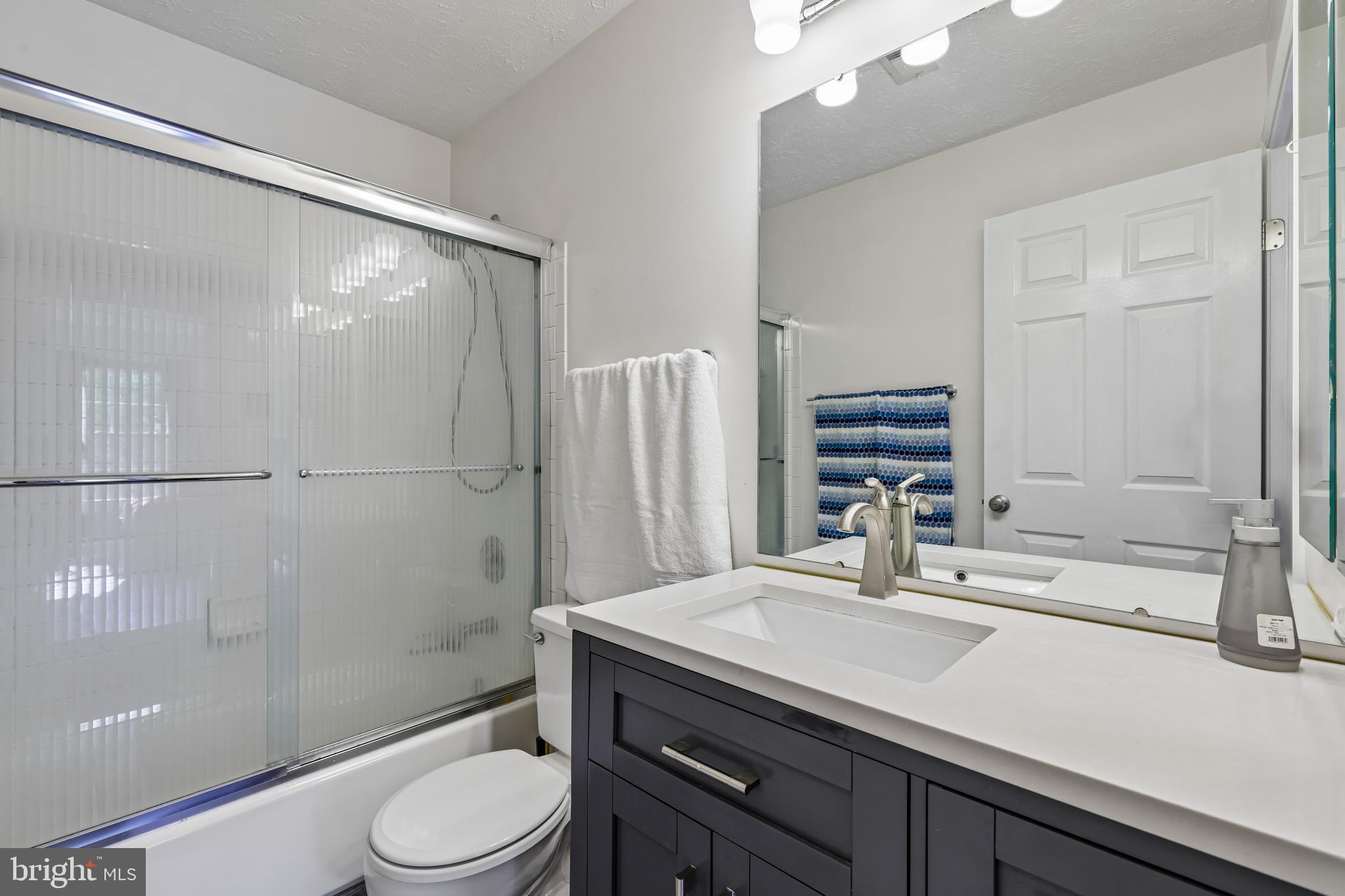 HINES ESTATES - Residential