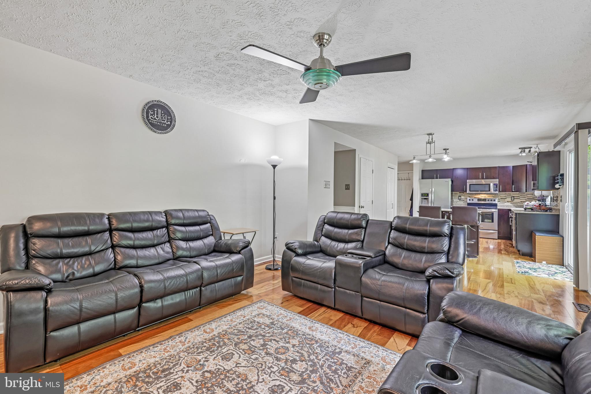 HINES ESTATES - Residential