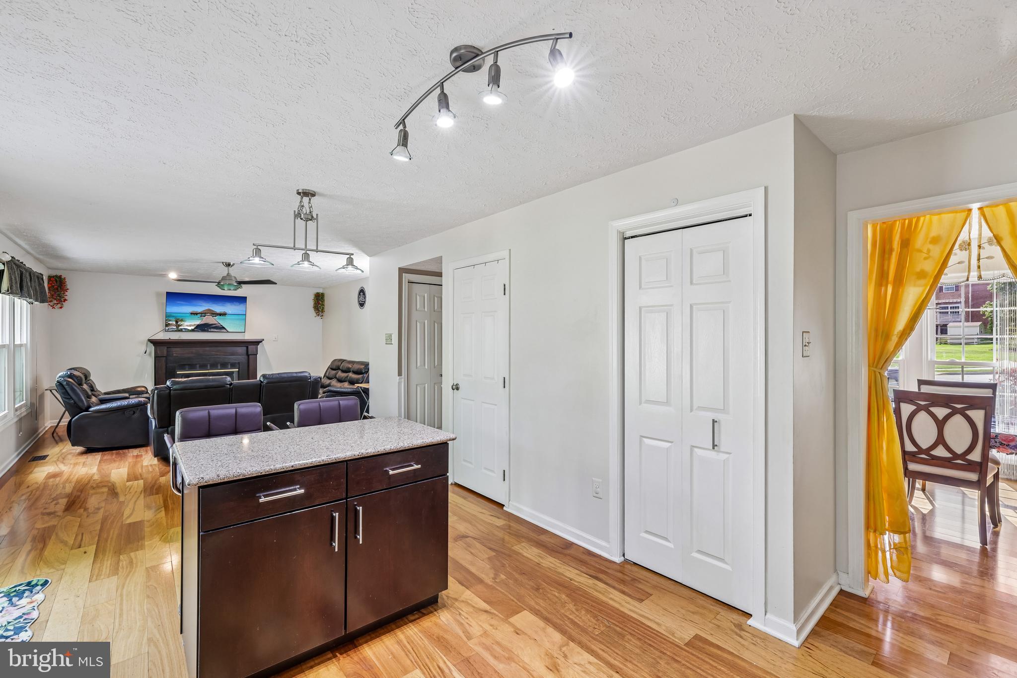 HINES ESTATES - Residential