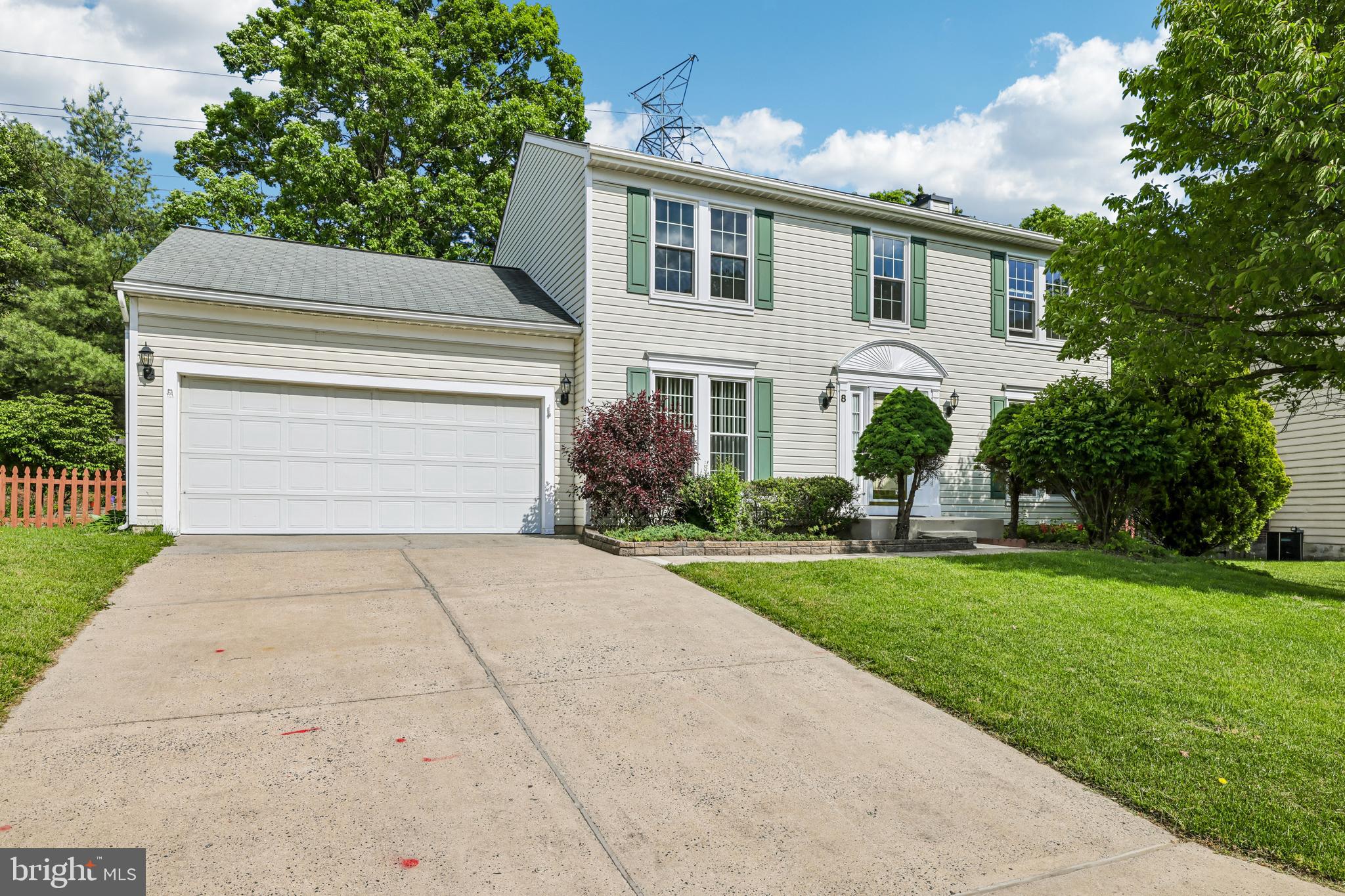 HINES ESTATES - Residential