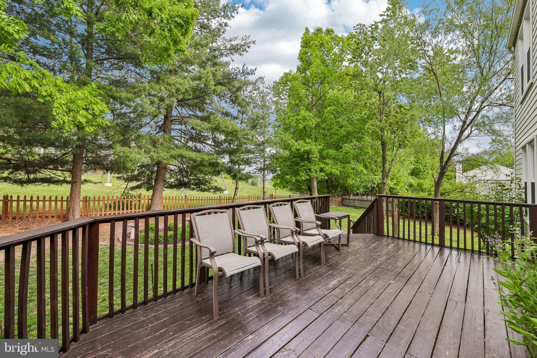 HINES ESTATES - Residential