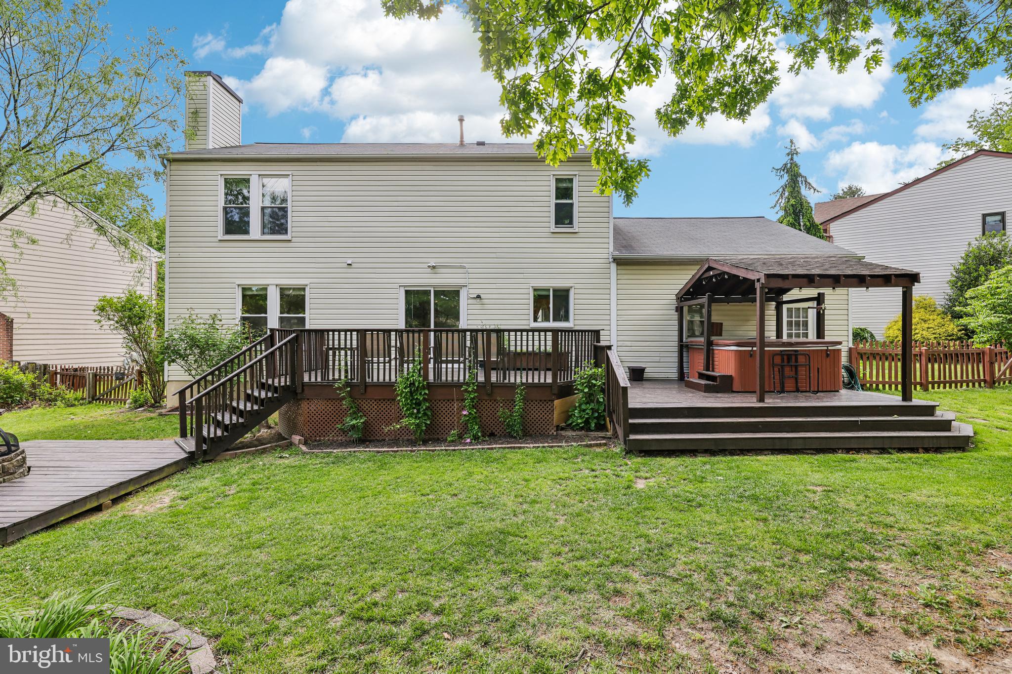 HINES ESTATES - Residential