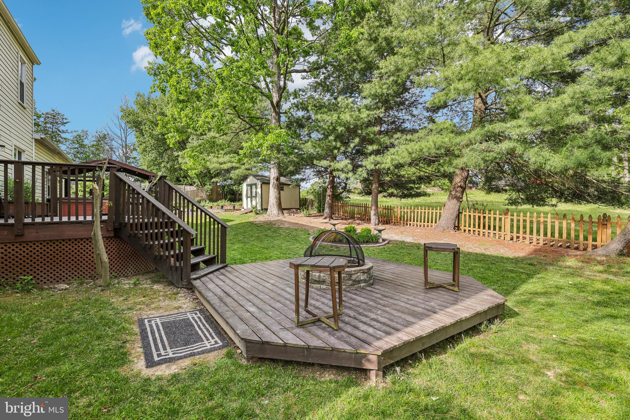 HINES ESTATES - Residential