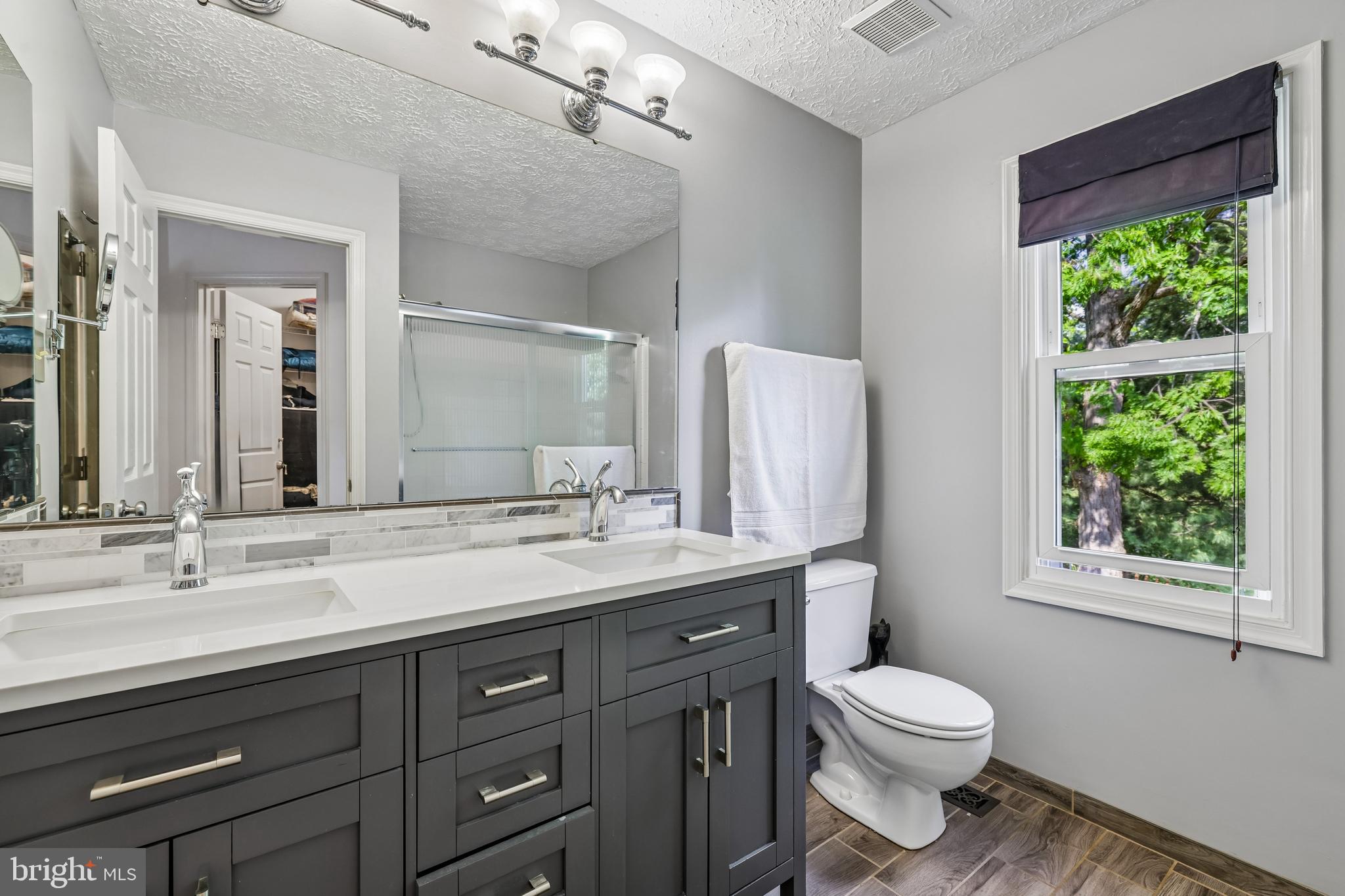 HINES ESTATES - Residential