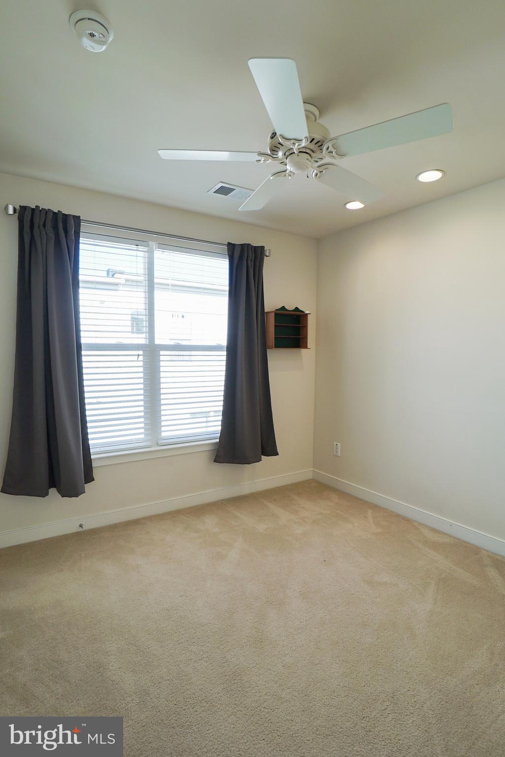 CENTERPOINTE - Residential Lease