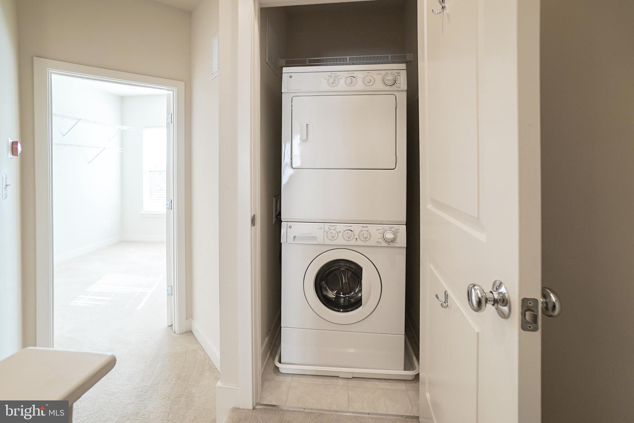 CENTERPOINTE - Residential Lease