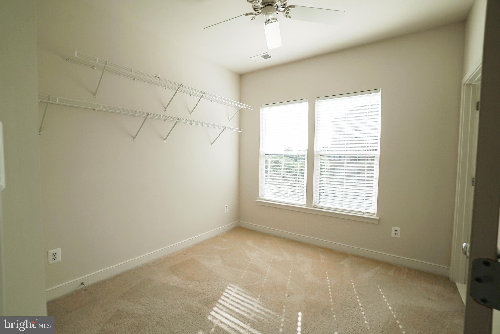 CENTERPOINTE - Residential Lease