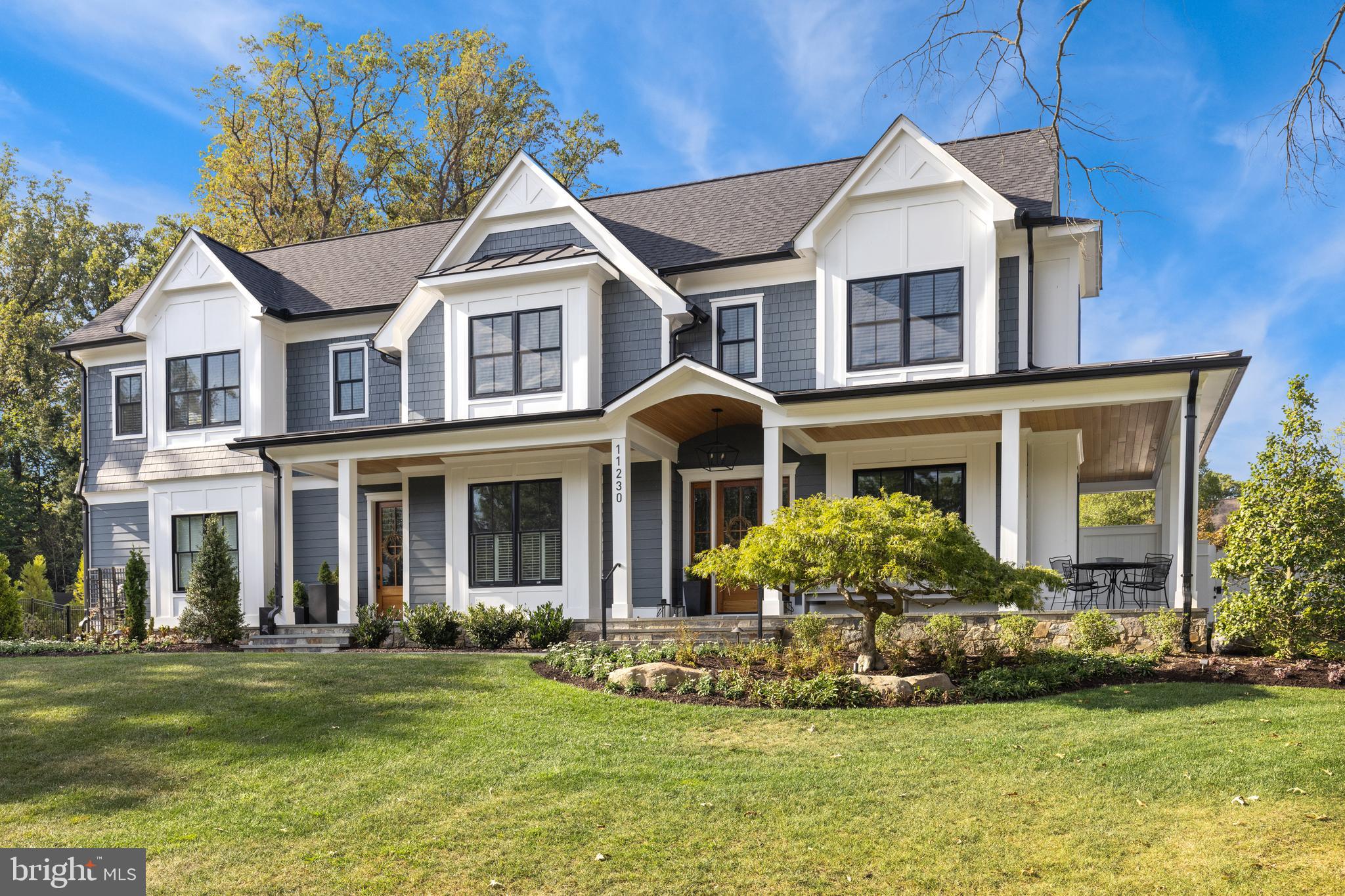 LUXMANOR - Residential