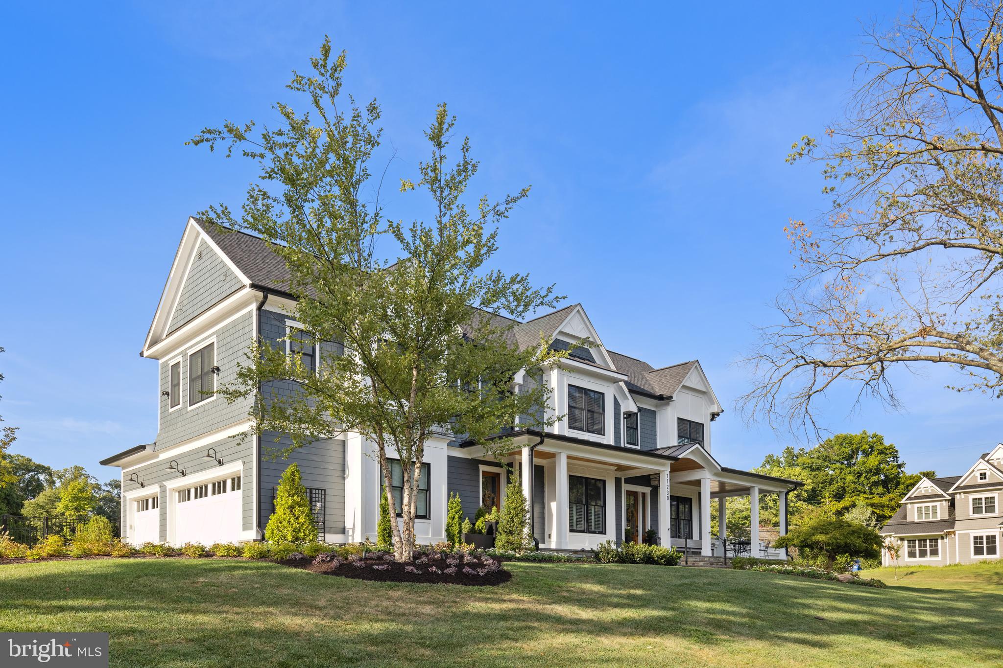 LUXMANOR - Residential