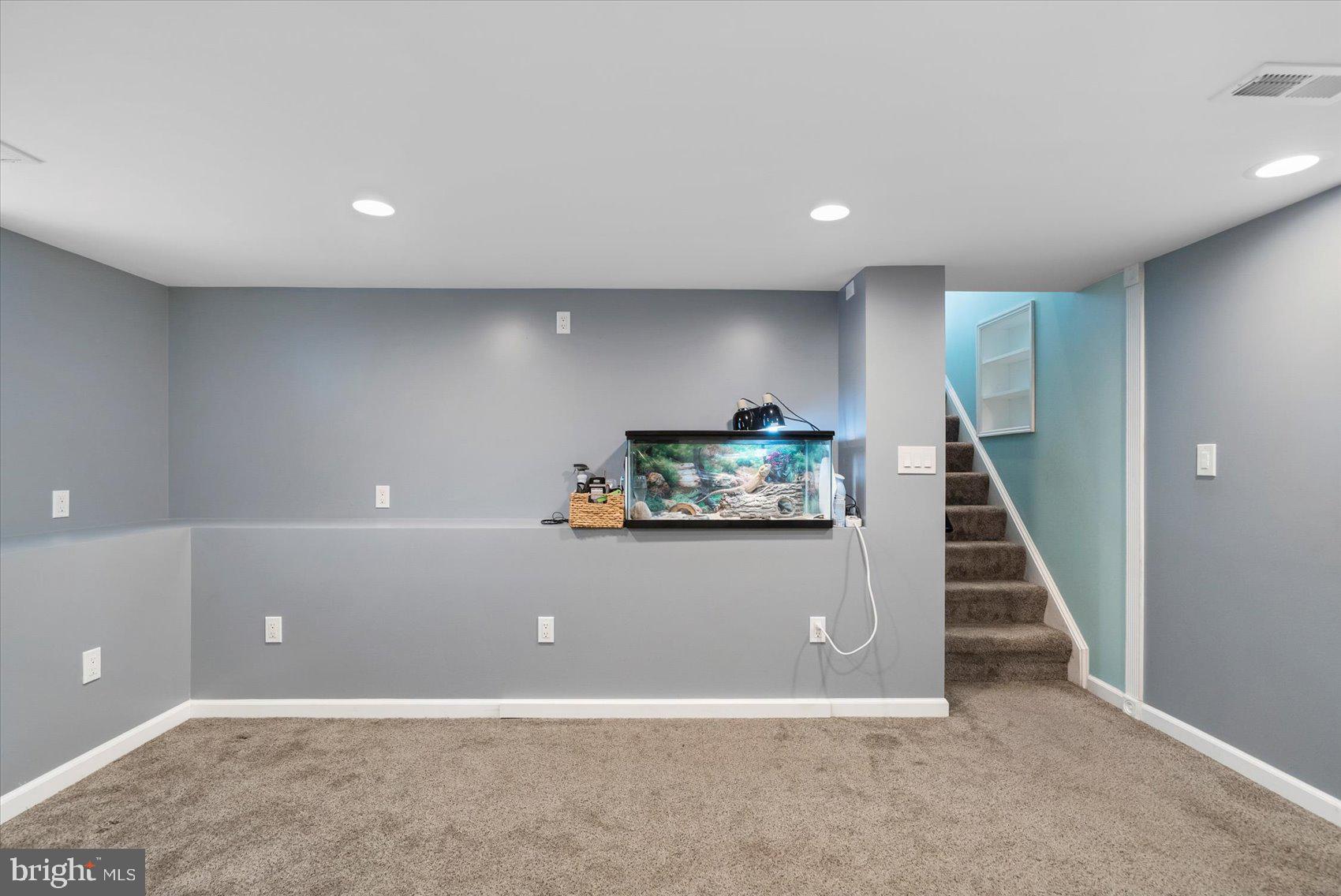 EASTERN TERRACE - Residential