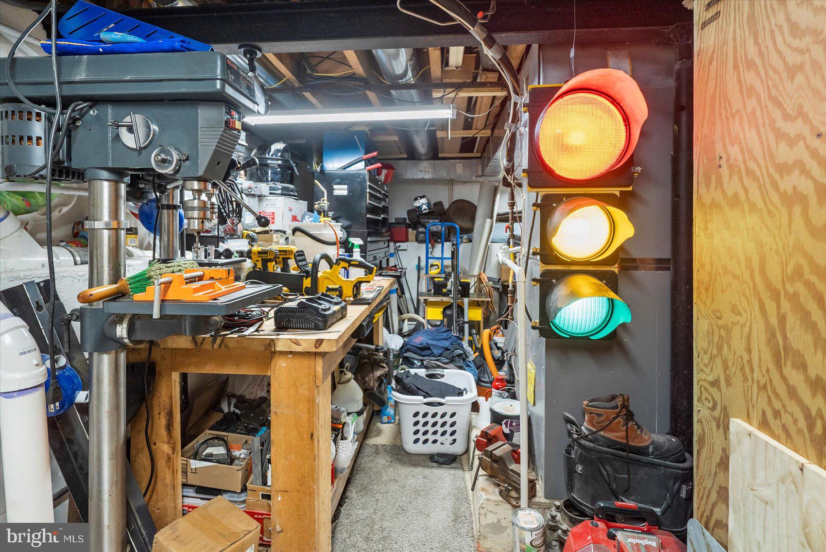 EASTERN TERRACE - Residential