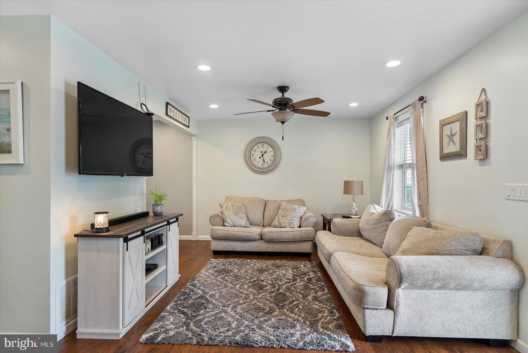 EASTERN TERRACE - Residential