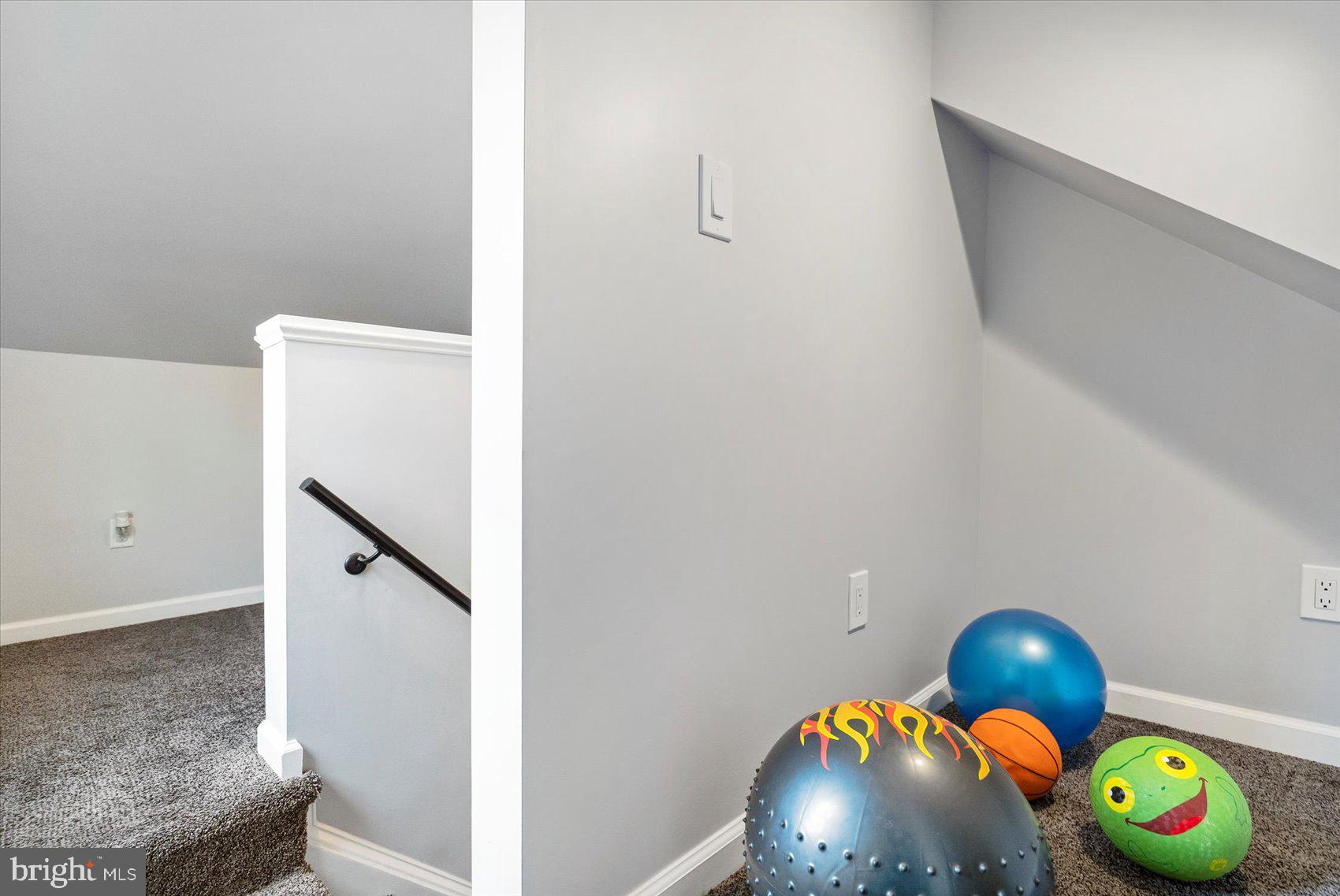 EASTERN TERRACE - Residential