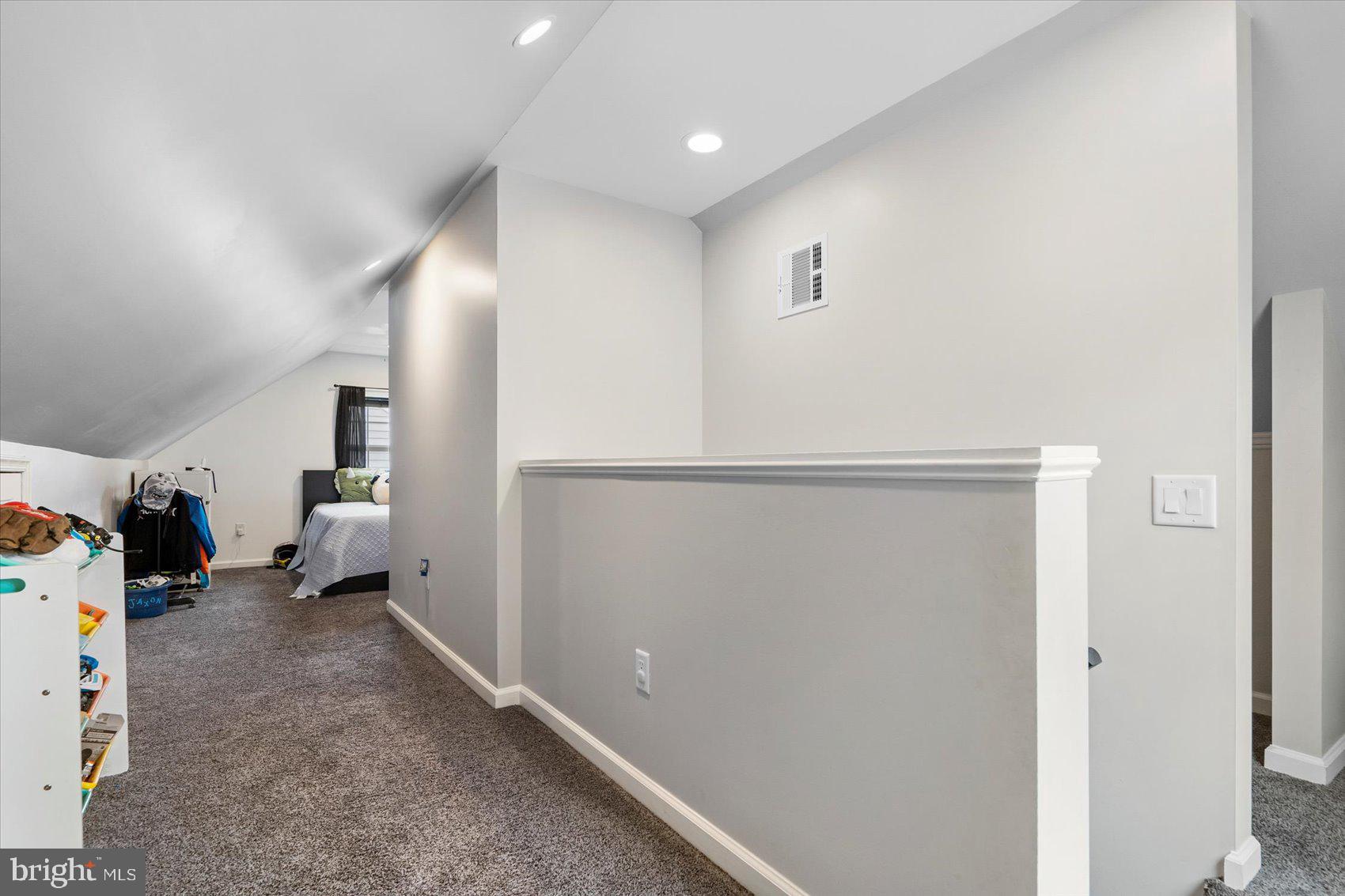 EASTERN TERRACE - Residential