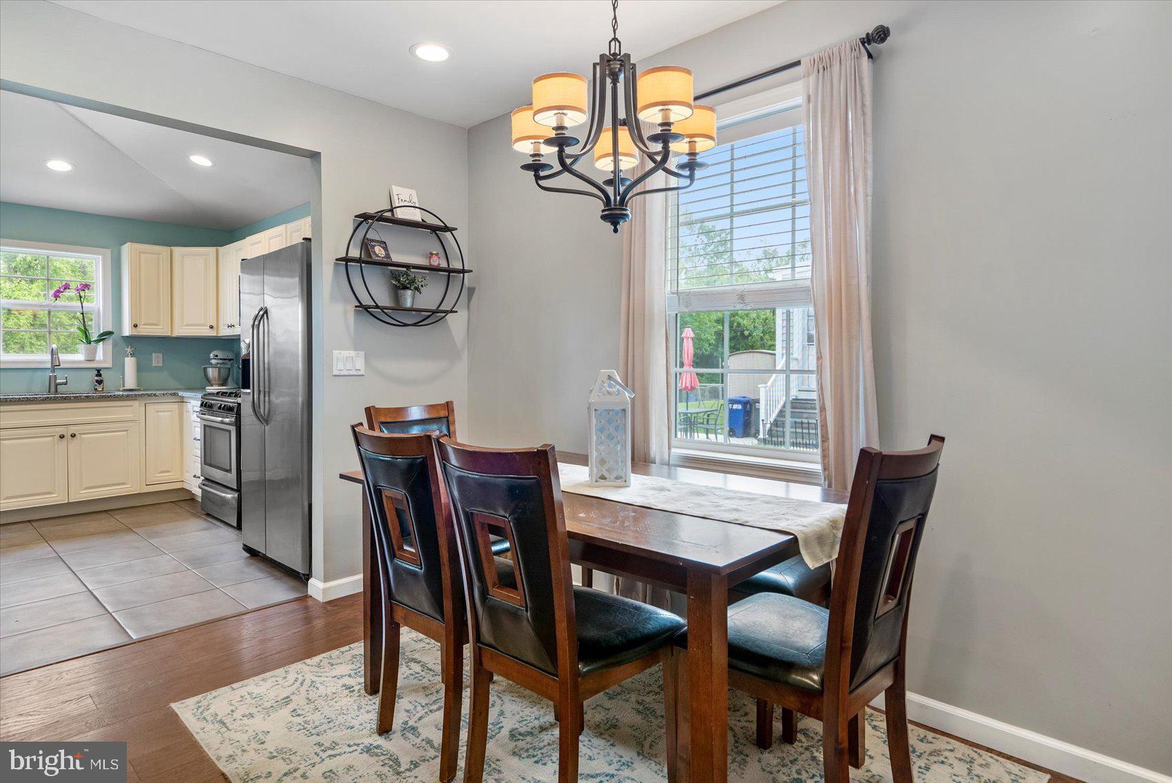 EASTERN TERRACE - Residential