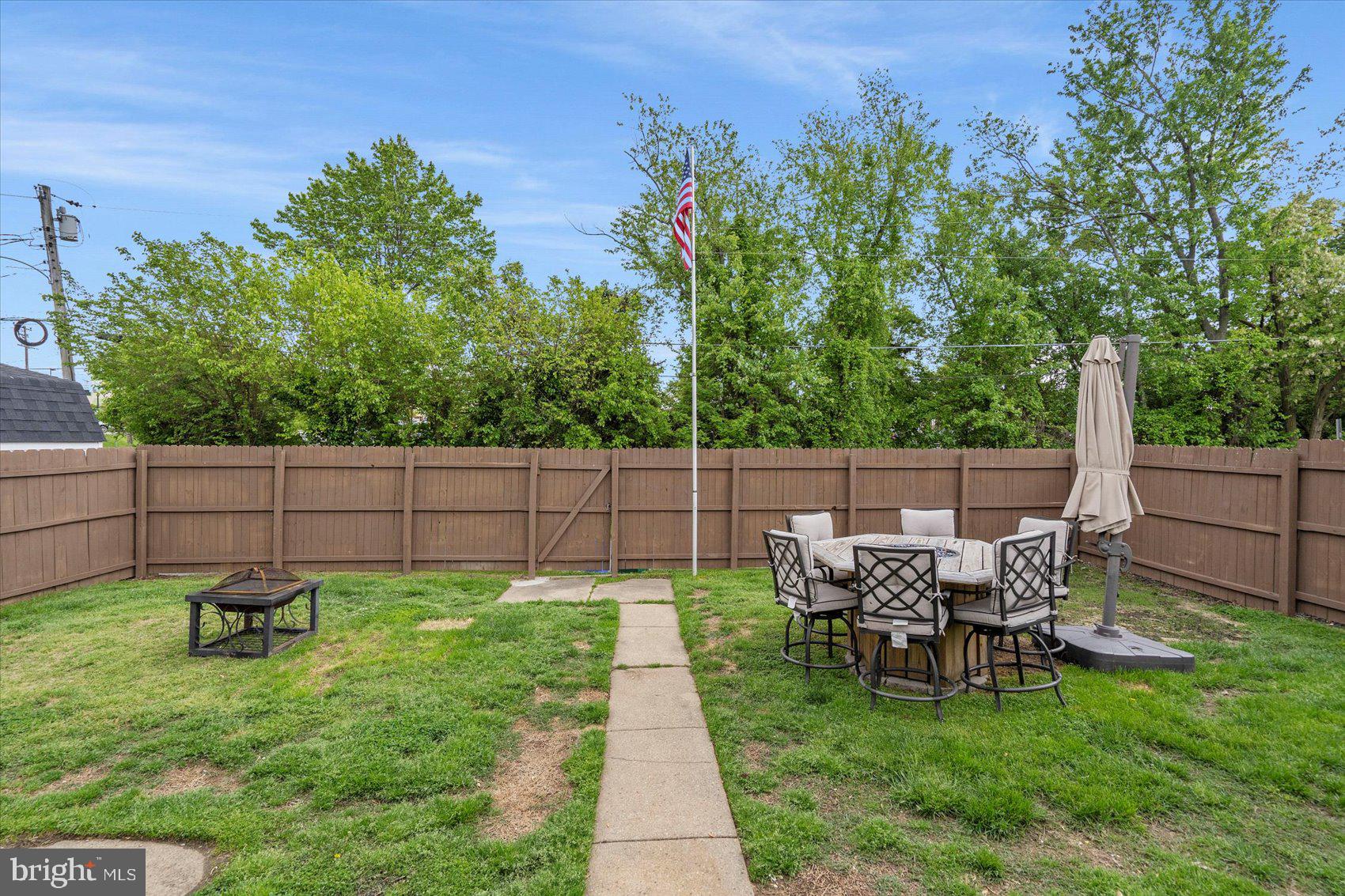 EASTERN TERRACE - Residential